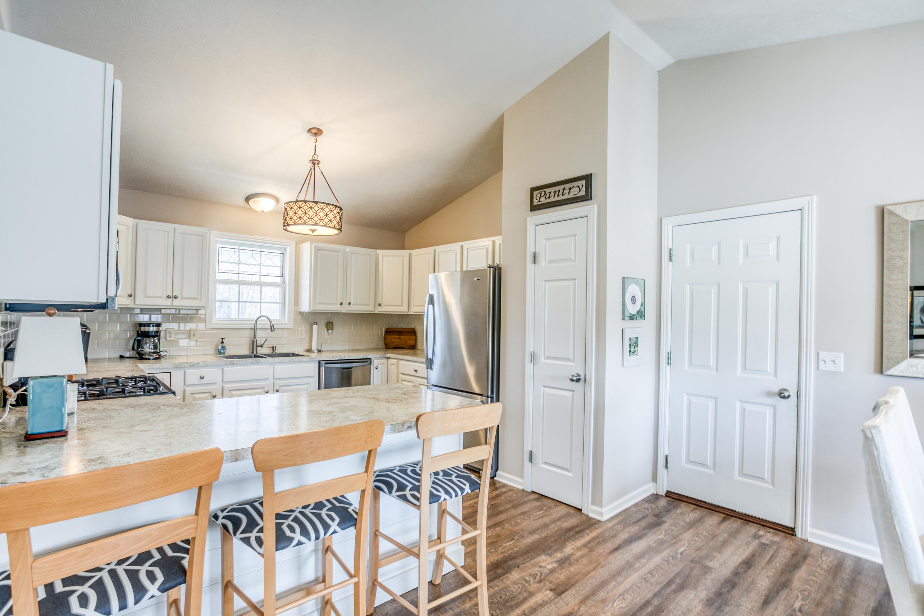 6981 Lake Bluff Drive NE