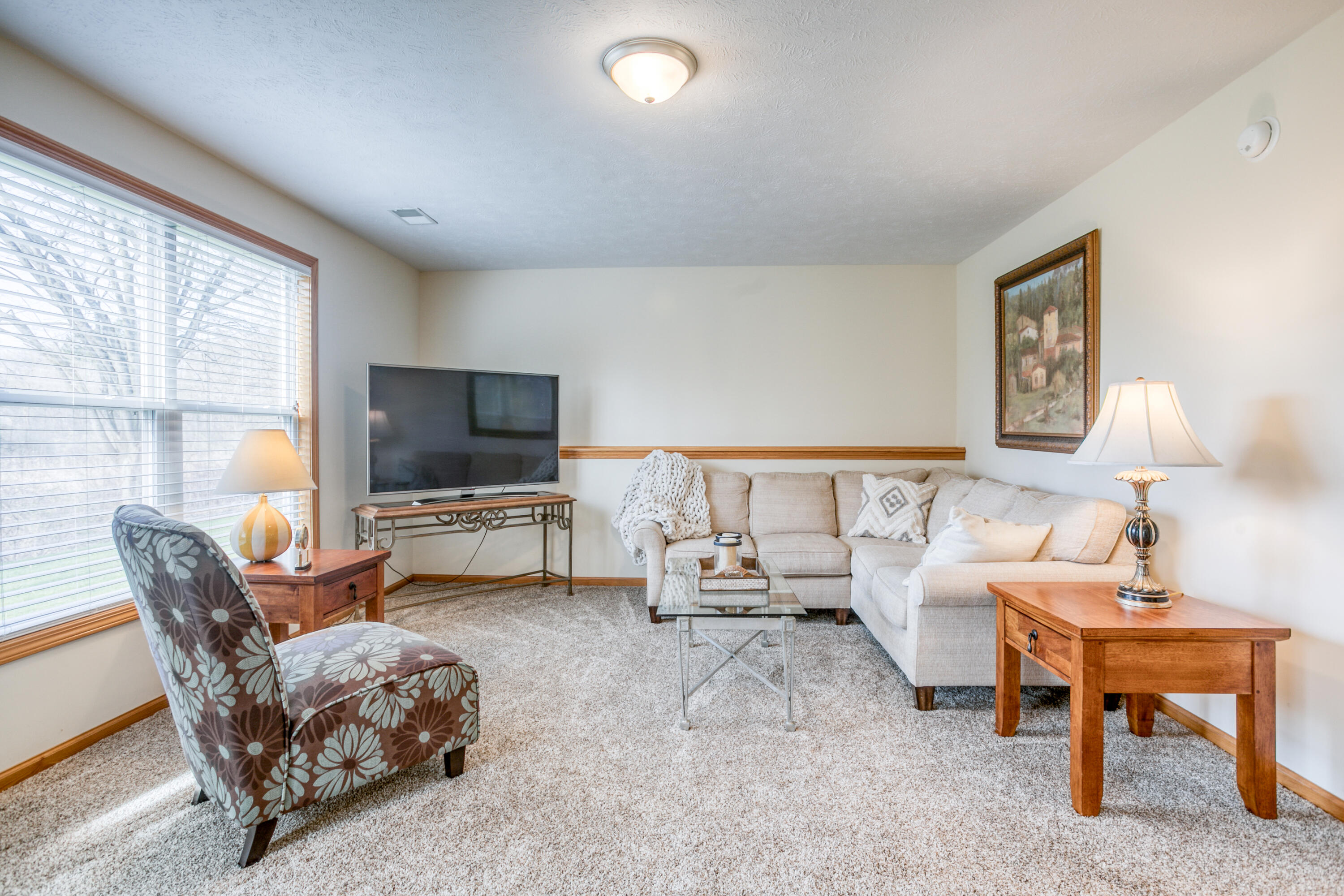 6981 Lake Bluff Drive NE