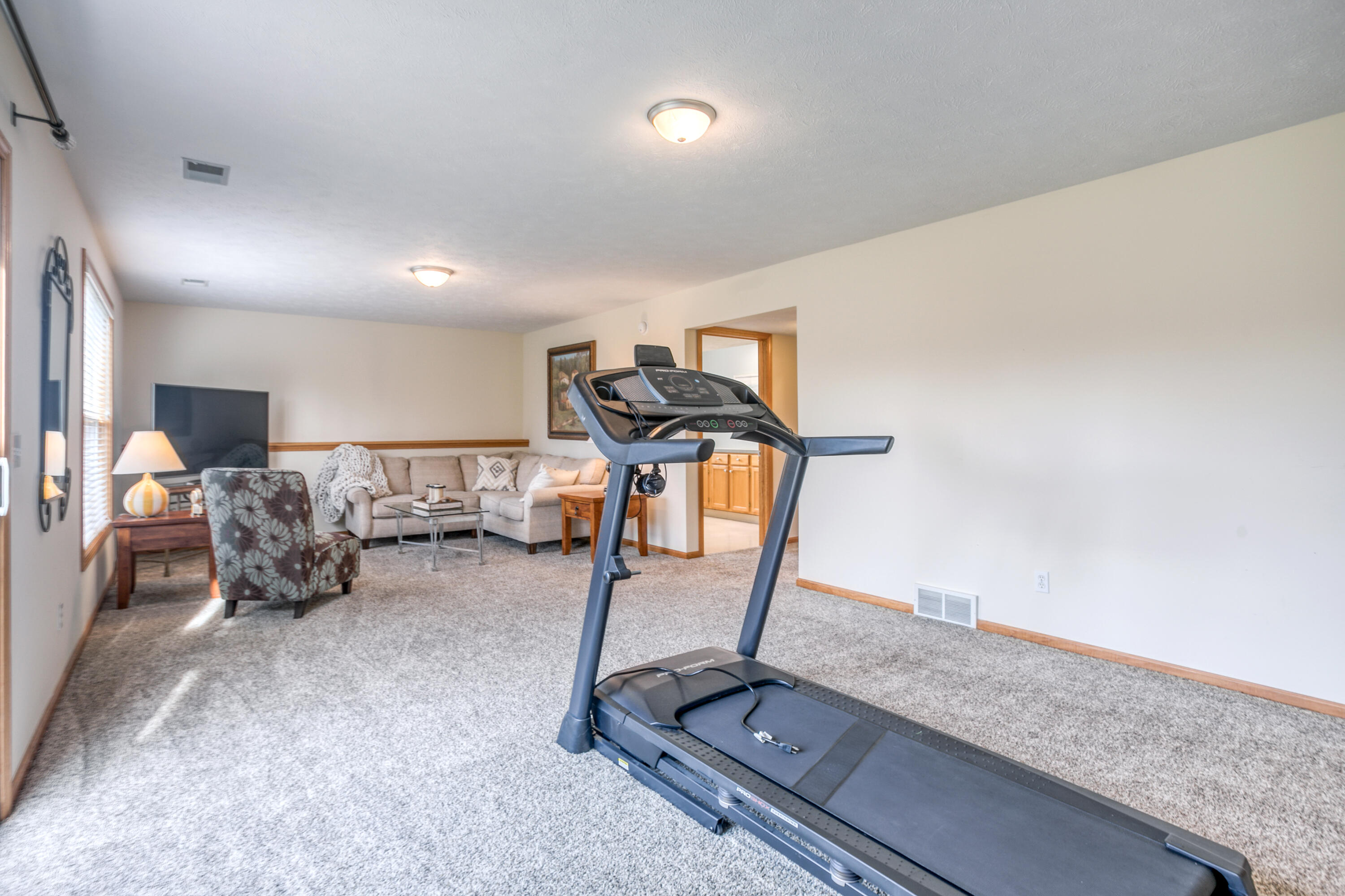 6981 Lake Bluff Drive NE