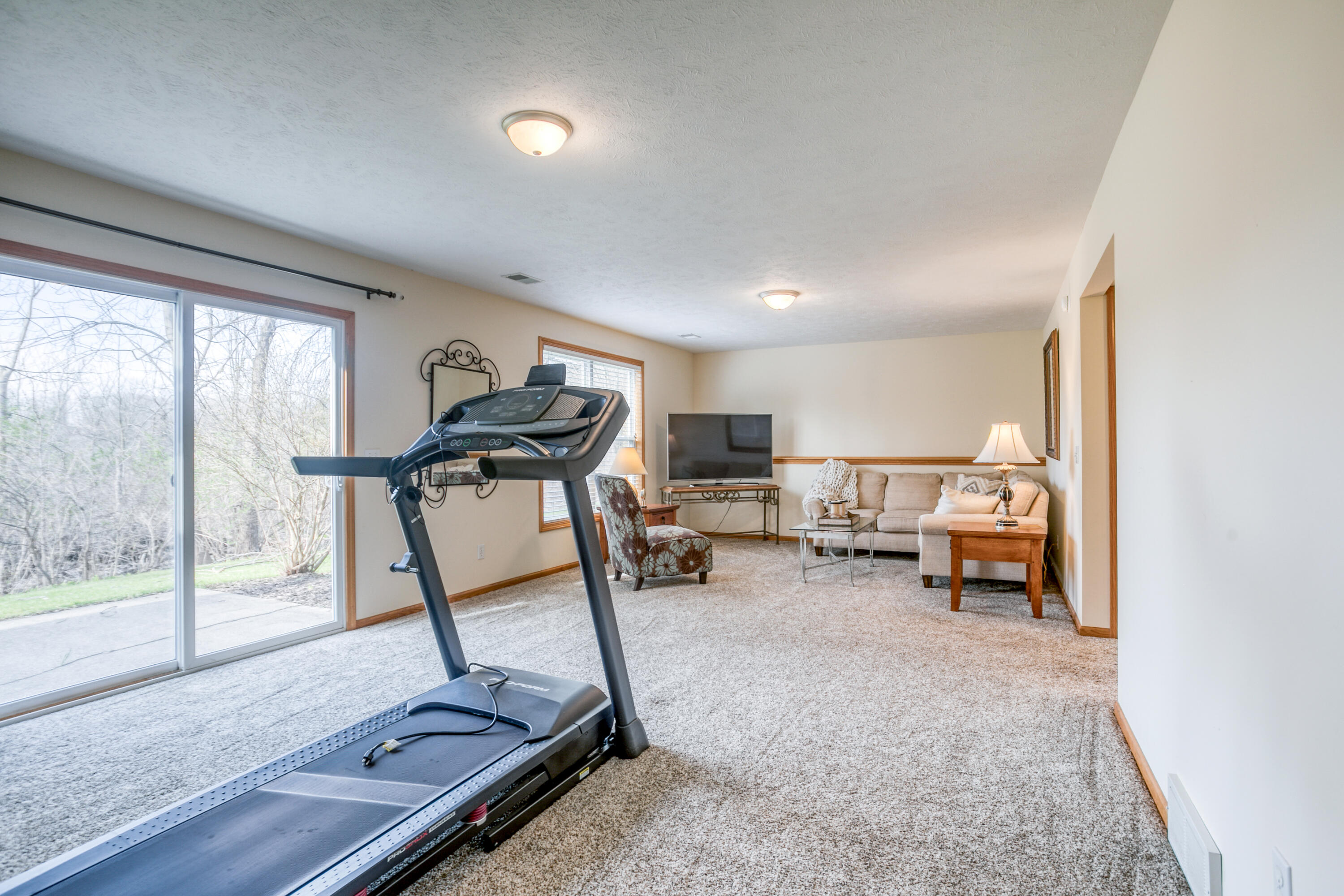 6981 Lake Bluff Drive NE