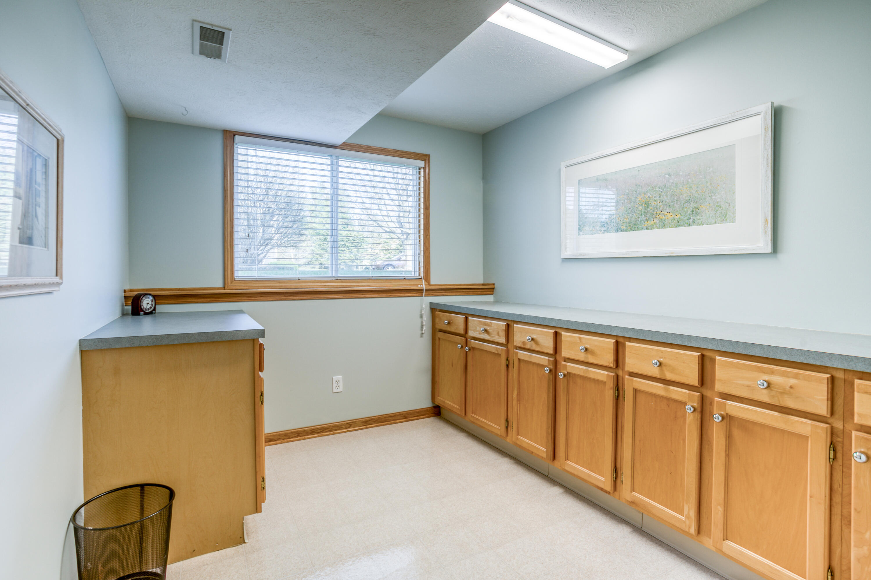 6981 Lake Bluff Drive NE