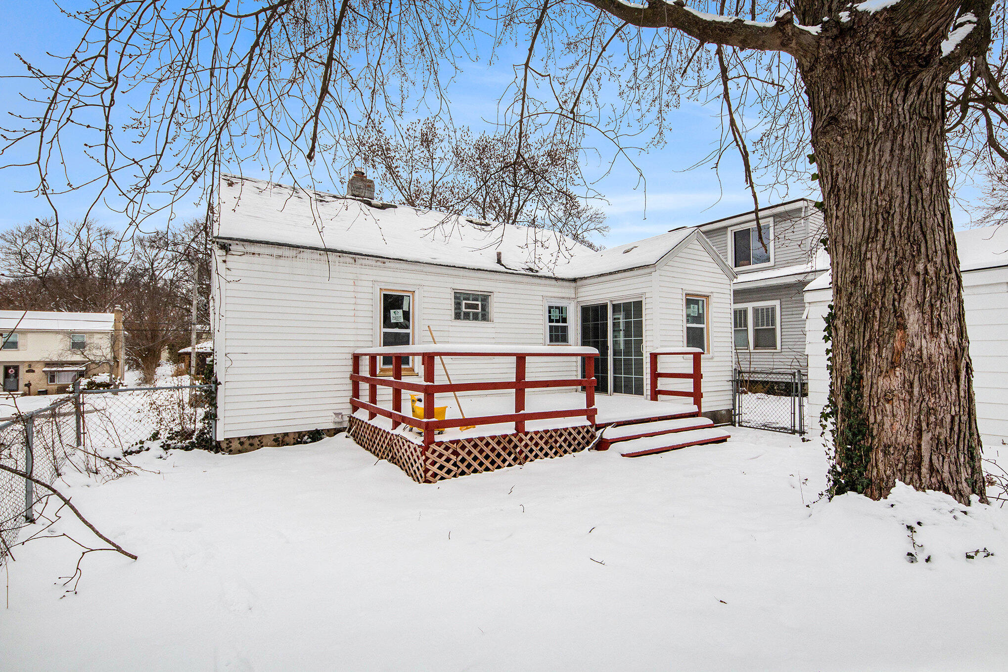 1260 Ballard Street SE