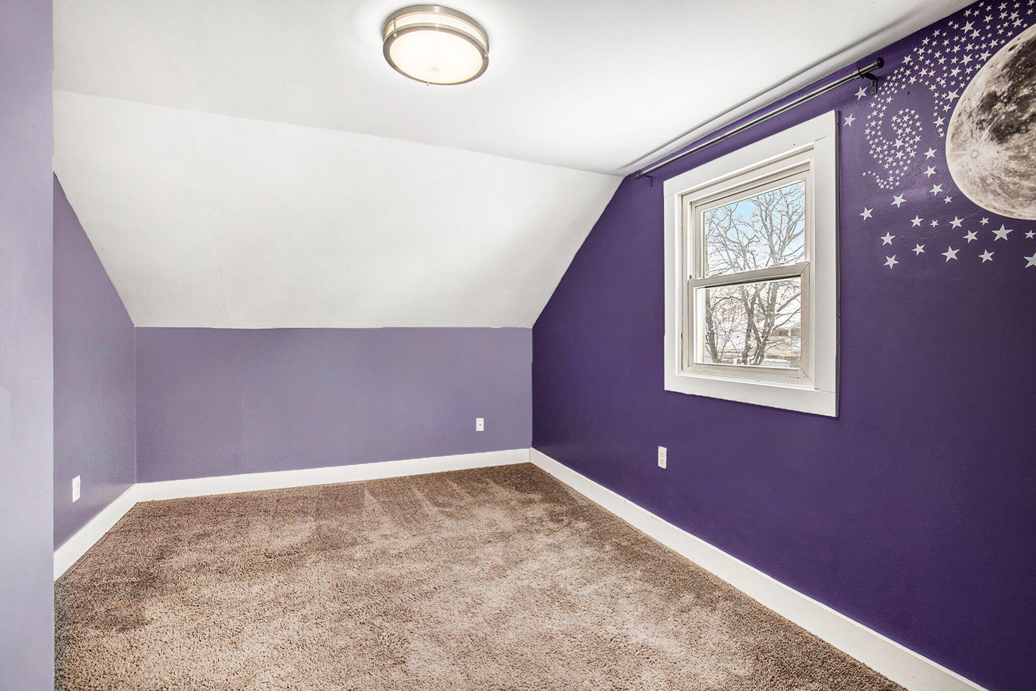 2035 Palace Avenue SW