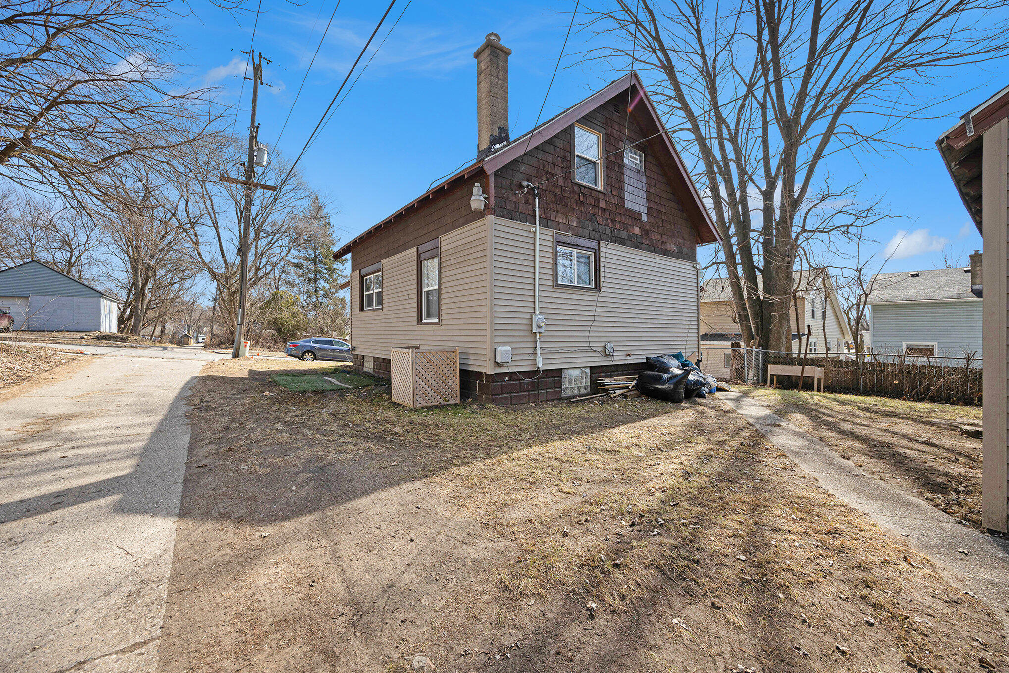 1217 Marshall Avenue SE