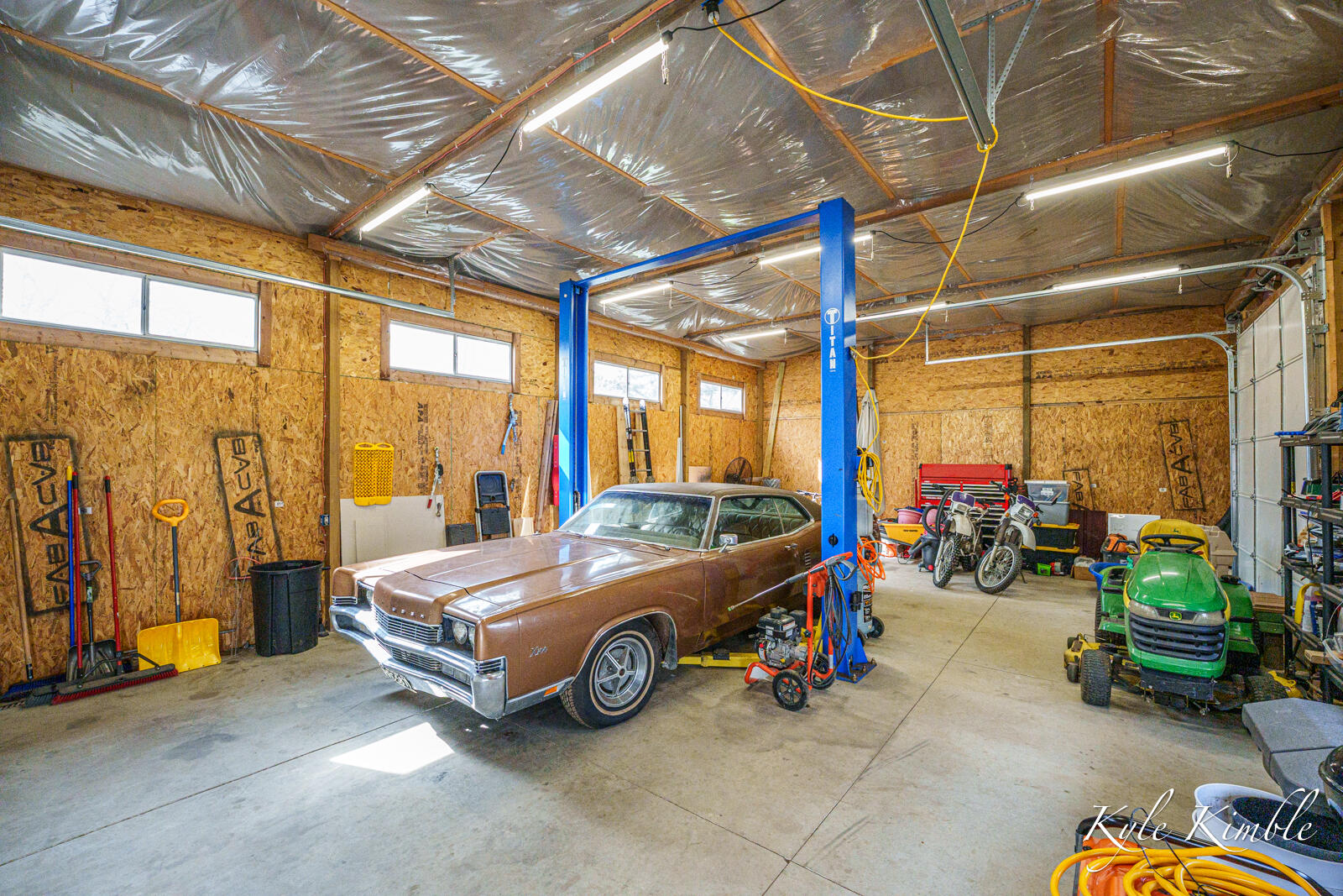 7645 11 Mile Road NE