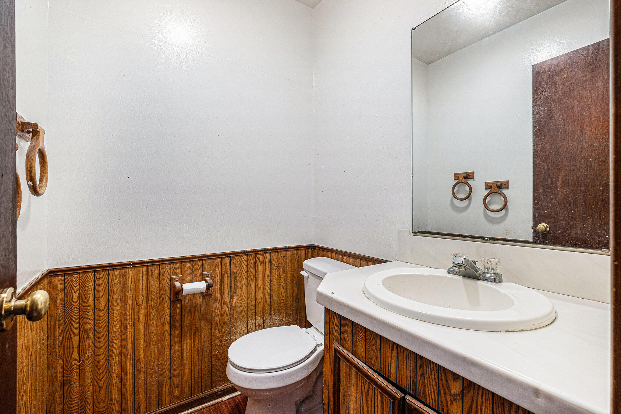 5879 Glenbrook Avenue SE