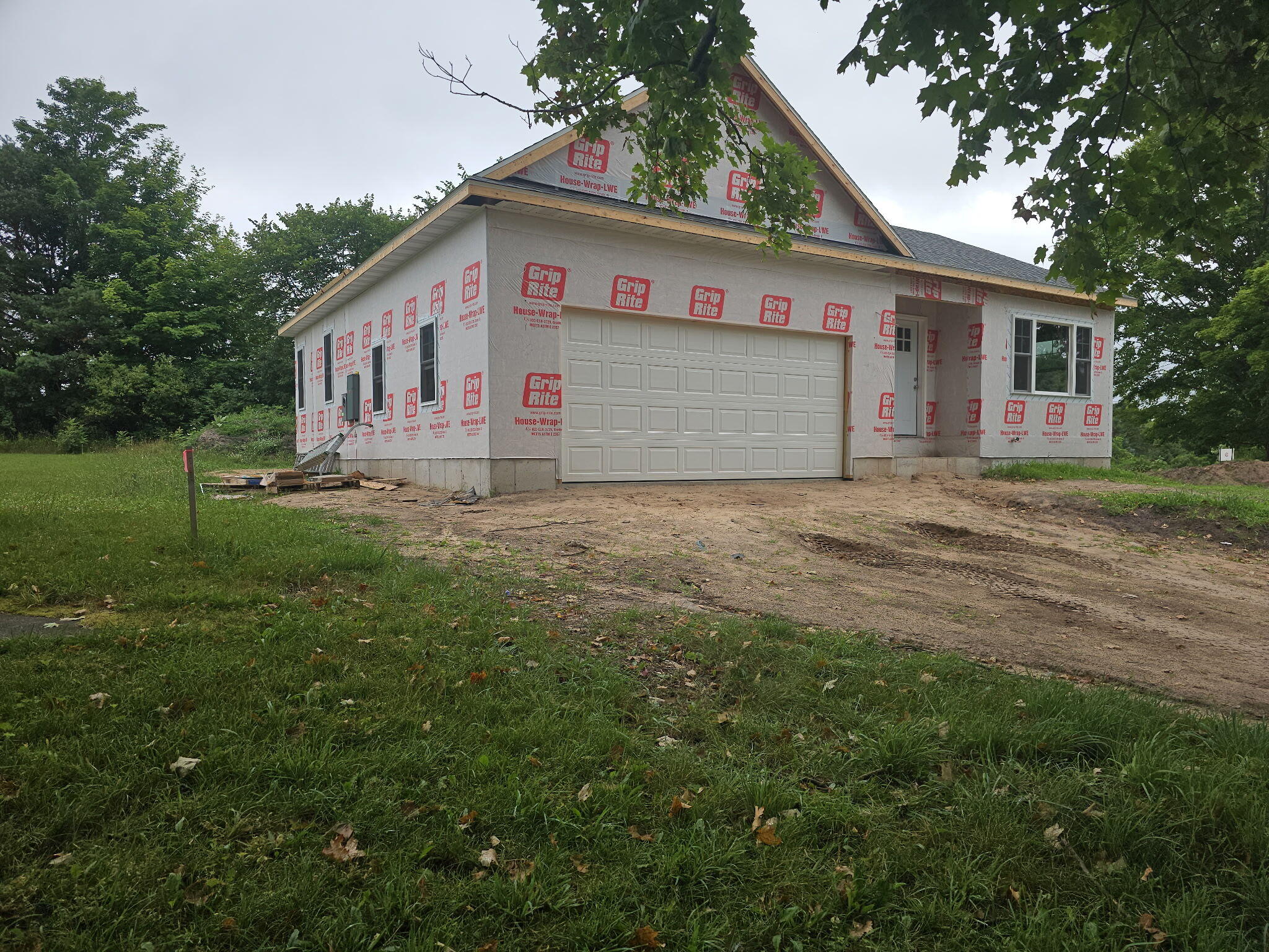 410 W Stimson Avenue