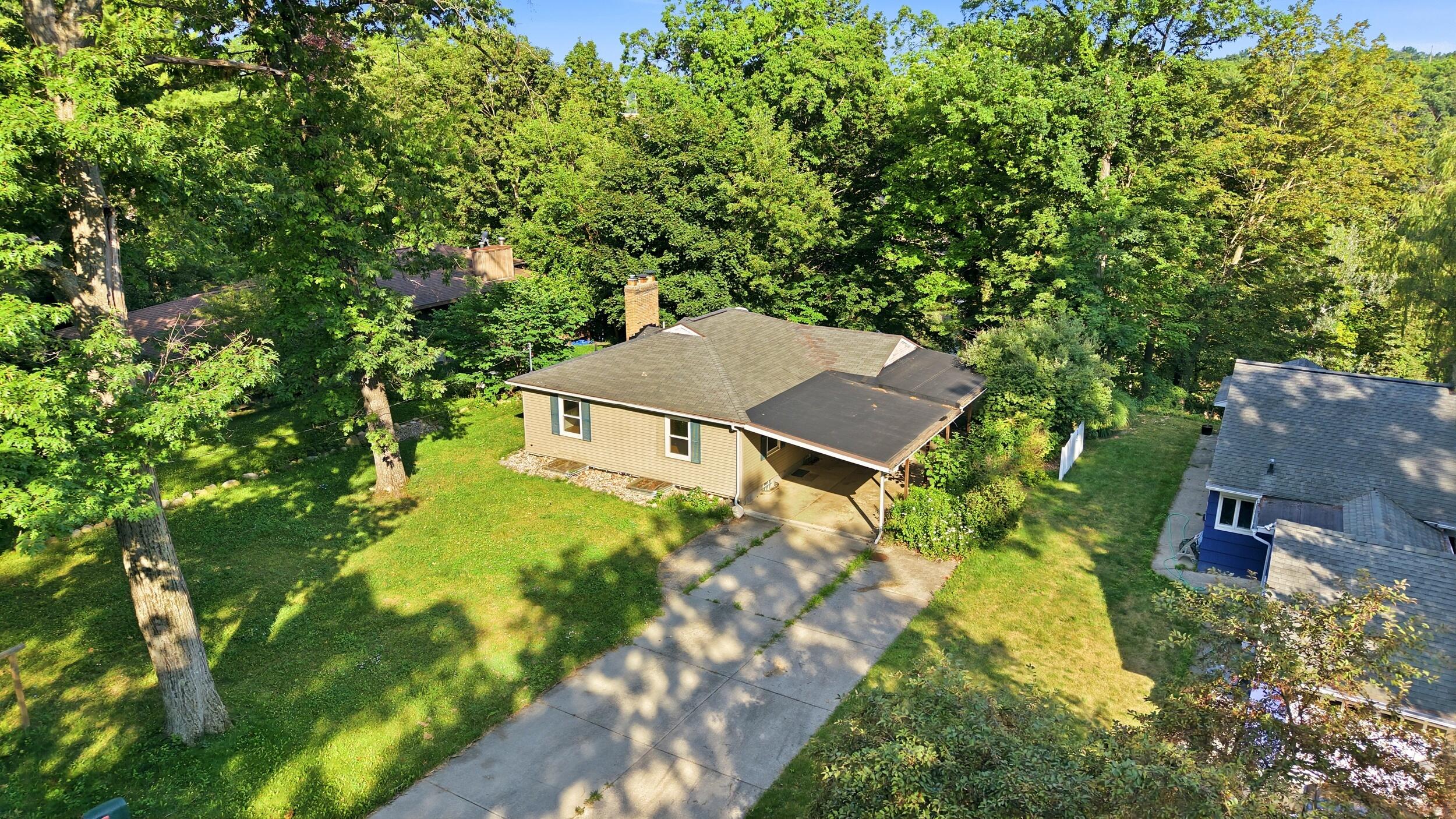 2757 Cascade Springs Drive SE