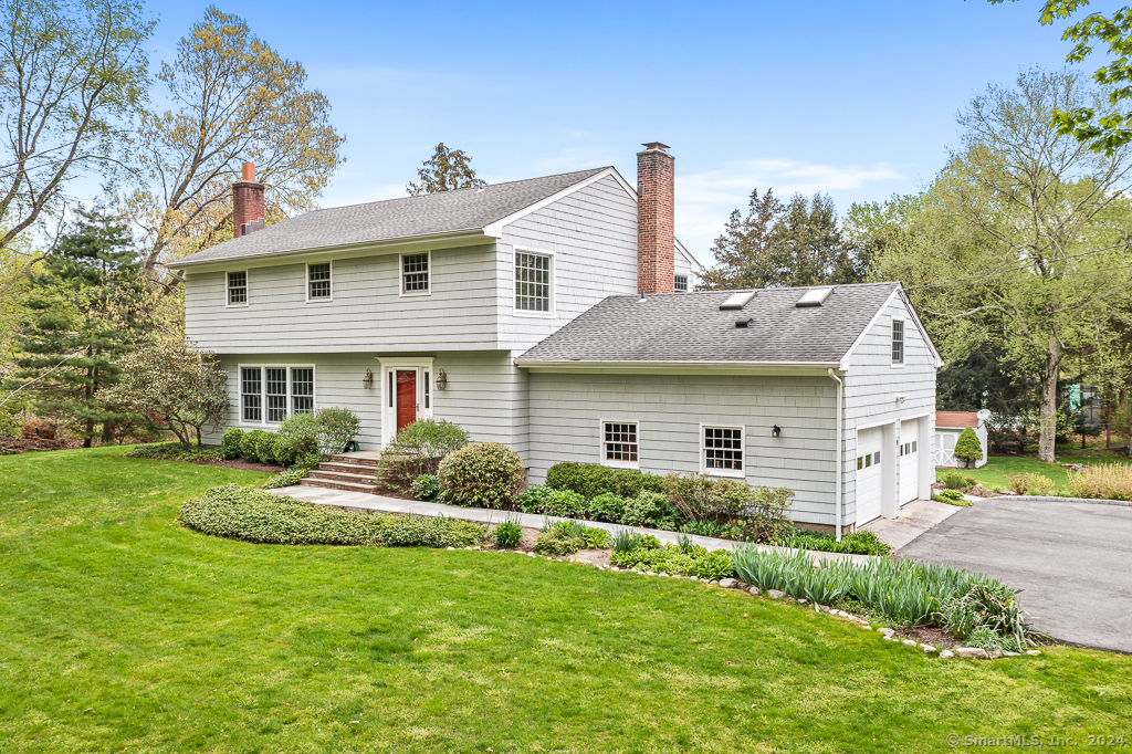 9 Big Pines Road