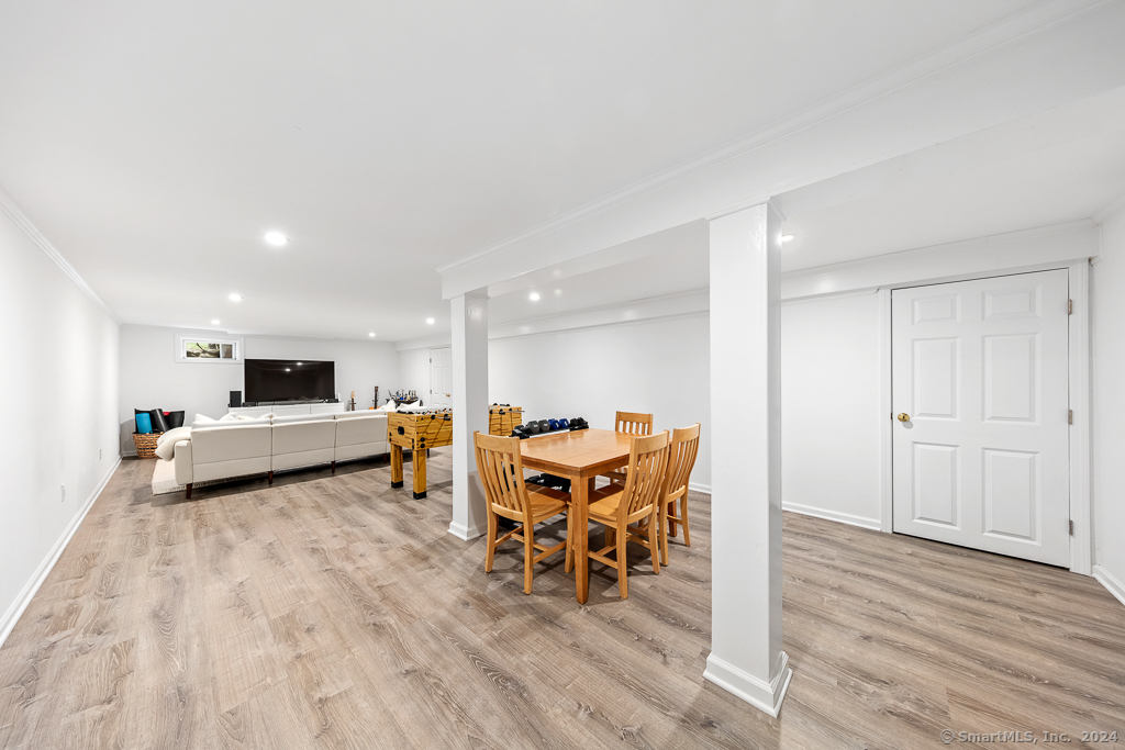 9 Big Pines Road
