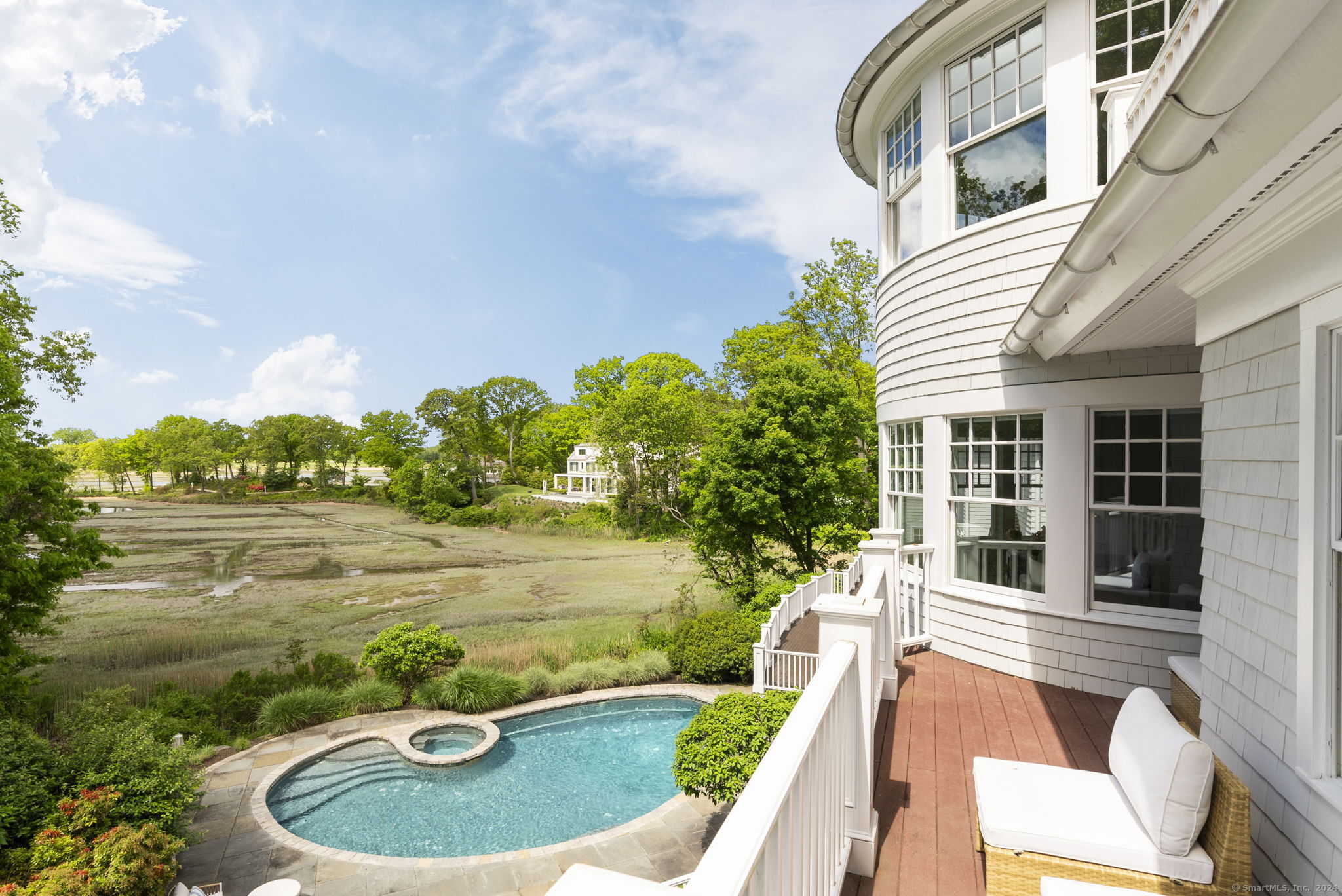 15 Beachside Common