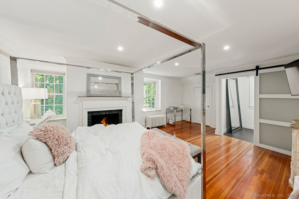 4 Sylvan Road South