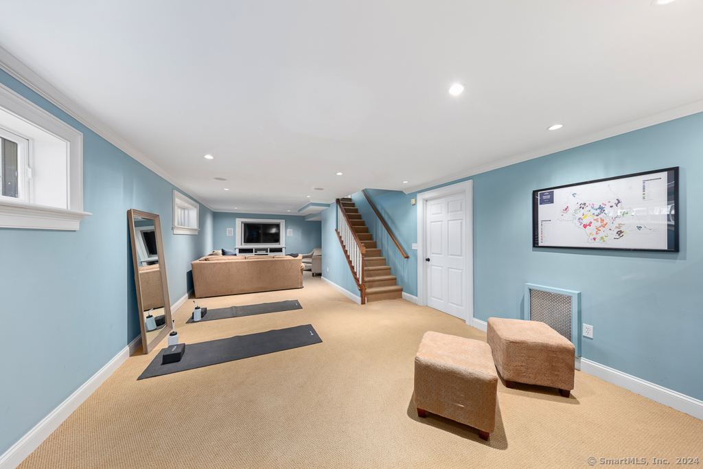 38 Pequot Trail