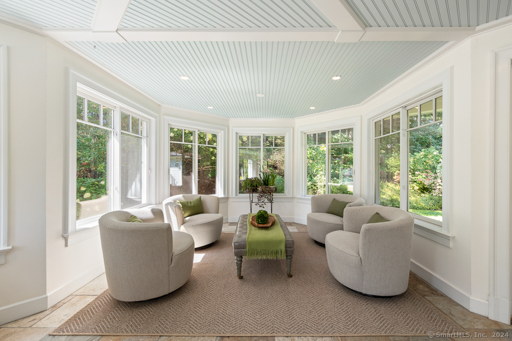 38 Pequot Trail