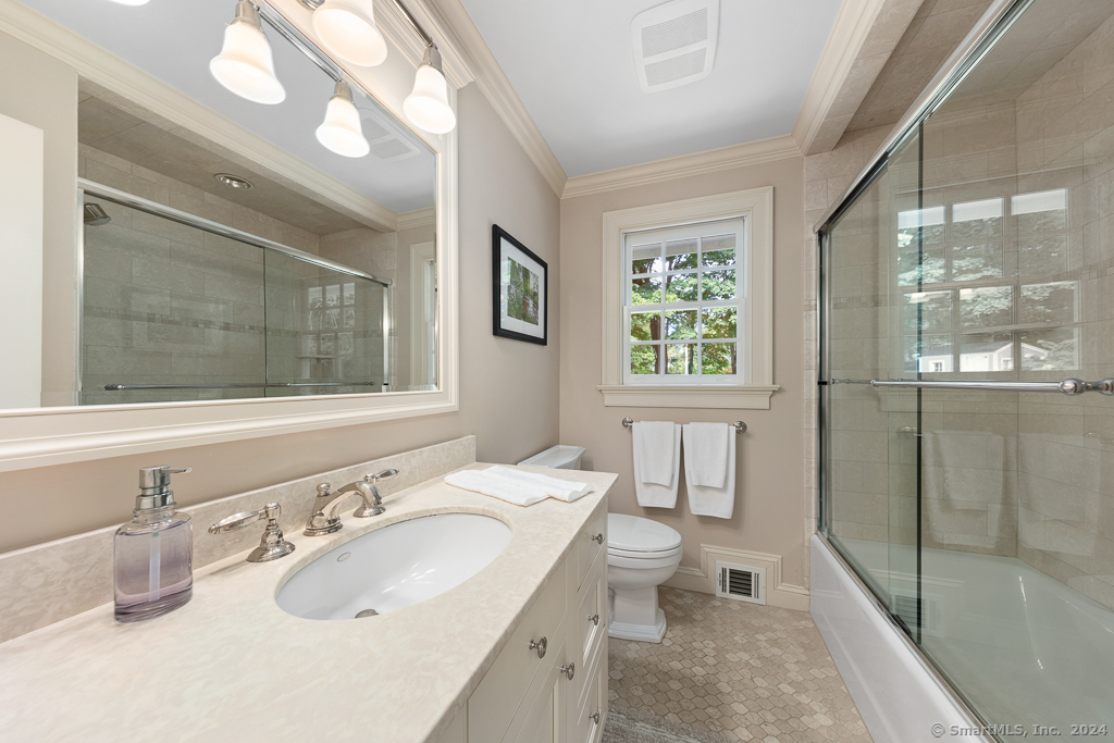 38 Pequot Trail