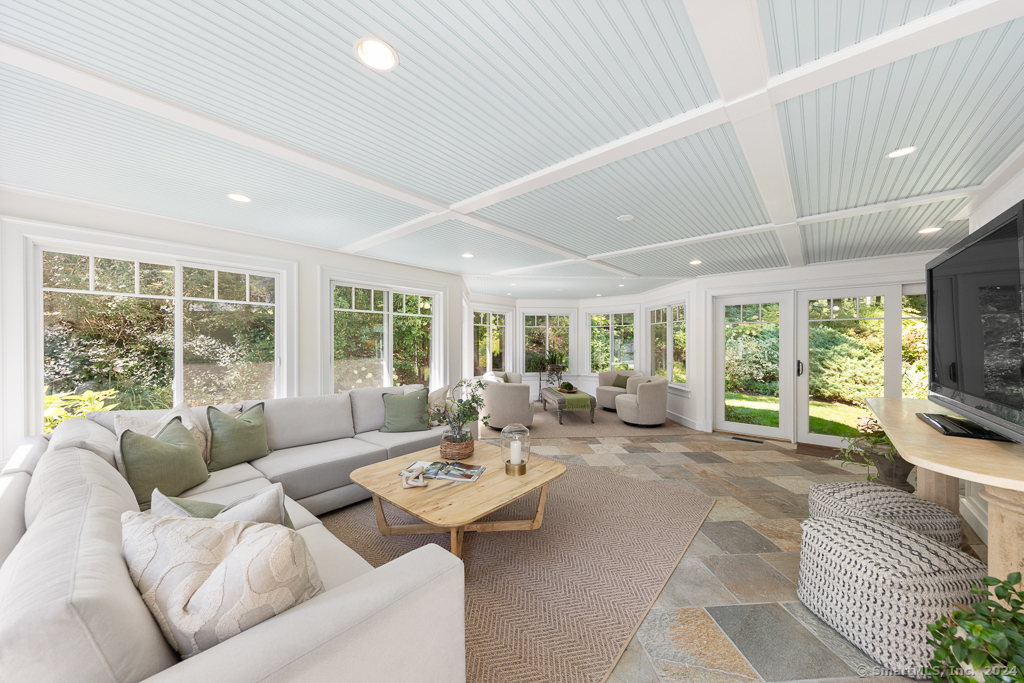 38 Pequot Trail