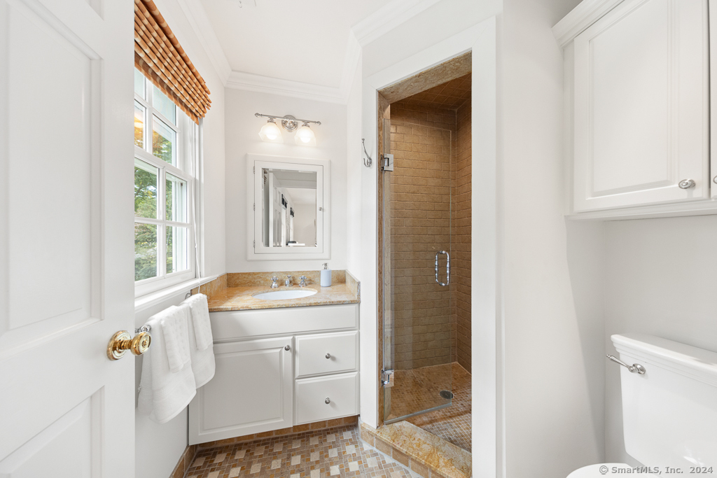 38 Pequot Trail