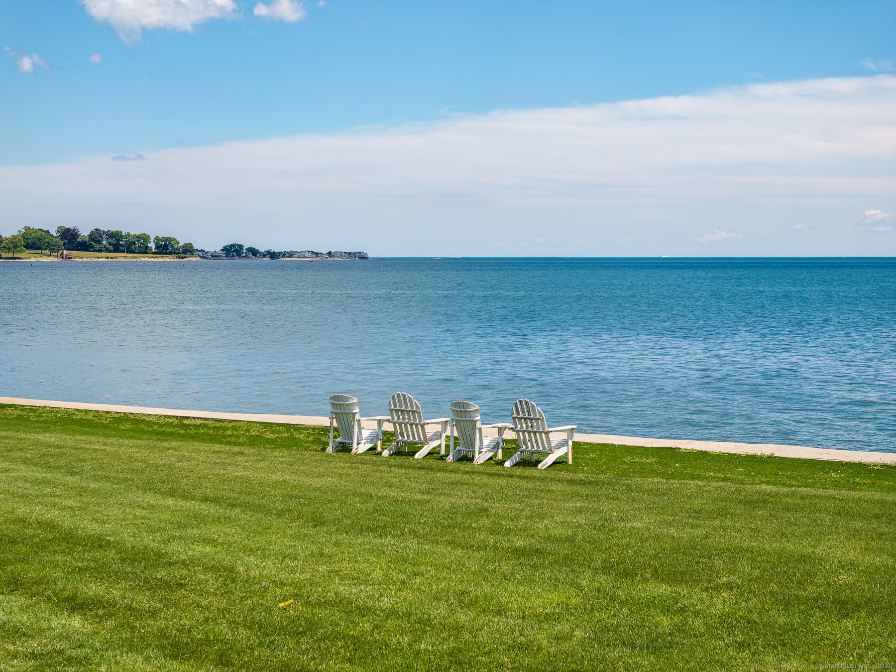 122 Beachside Avenue