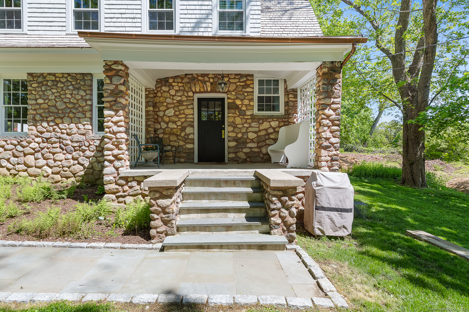 238 Greens Farms Road