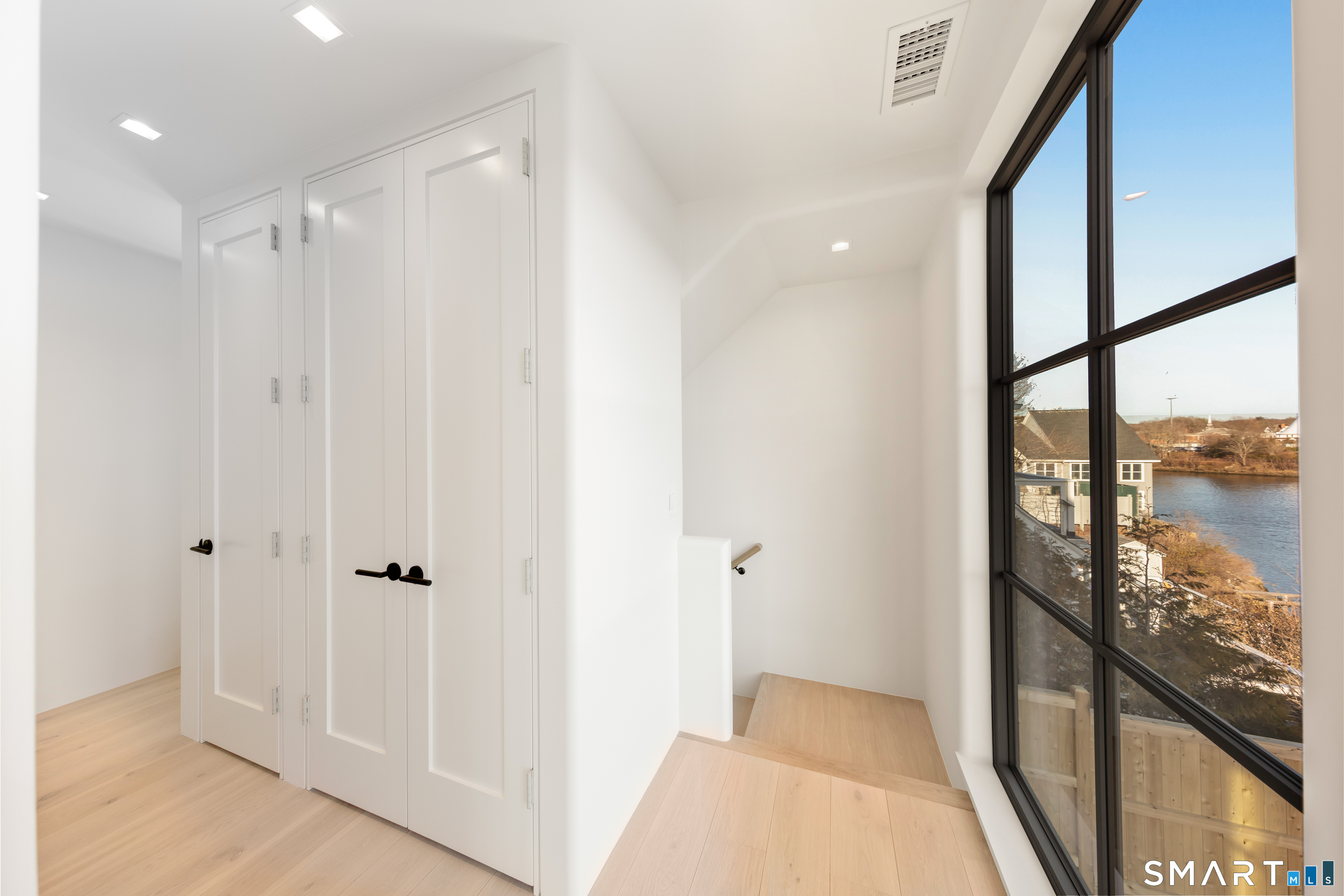 79 Riverside Avenue