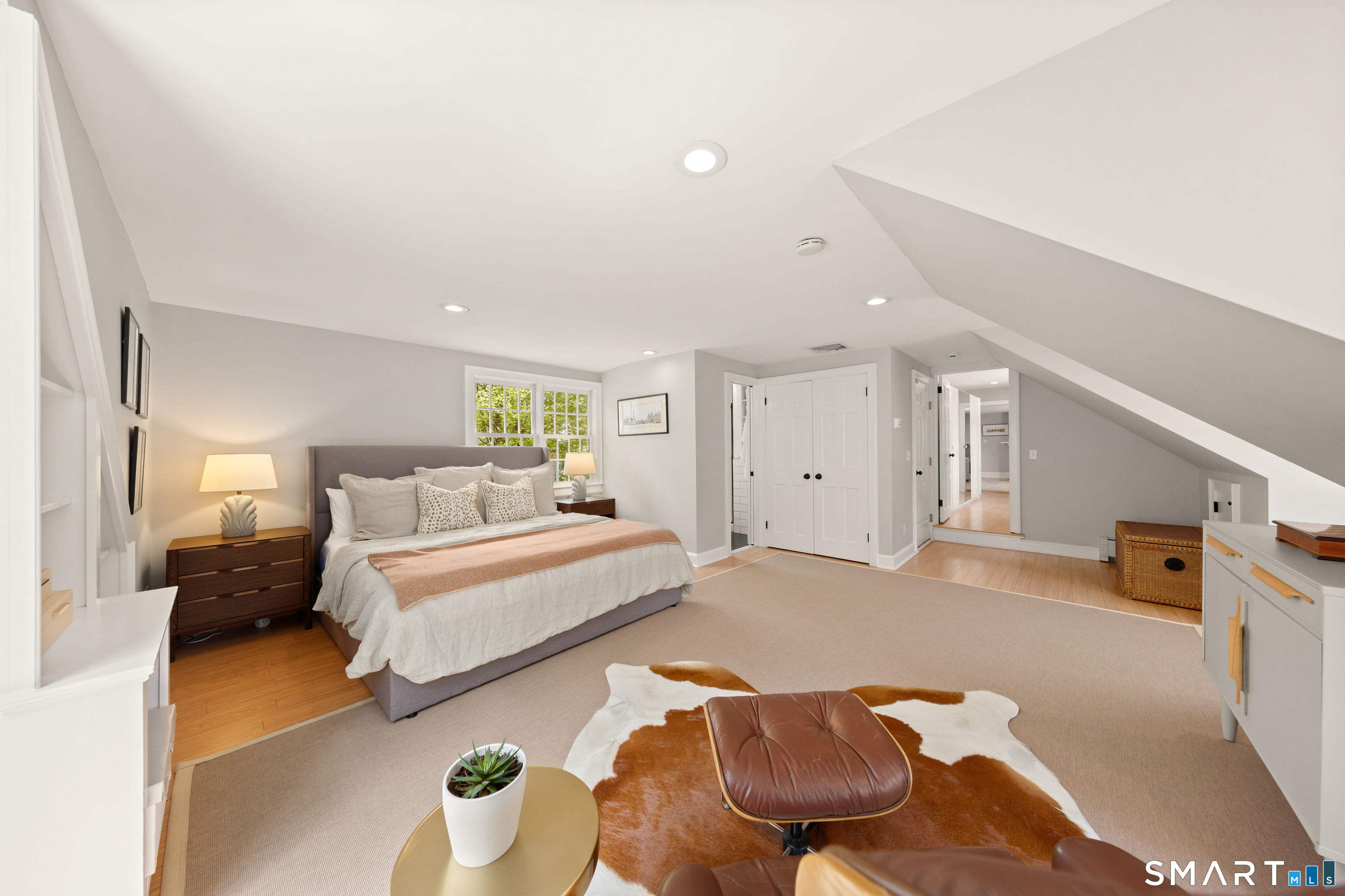 4 Wake Robin Road