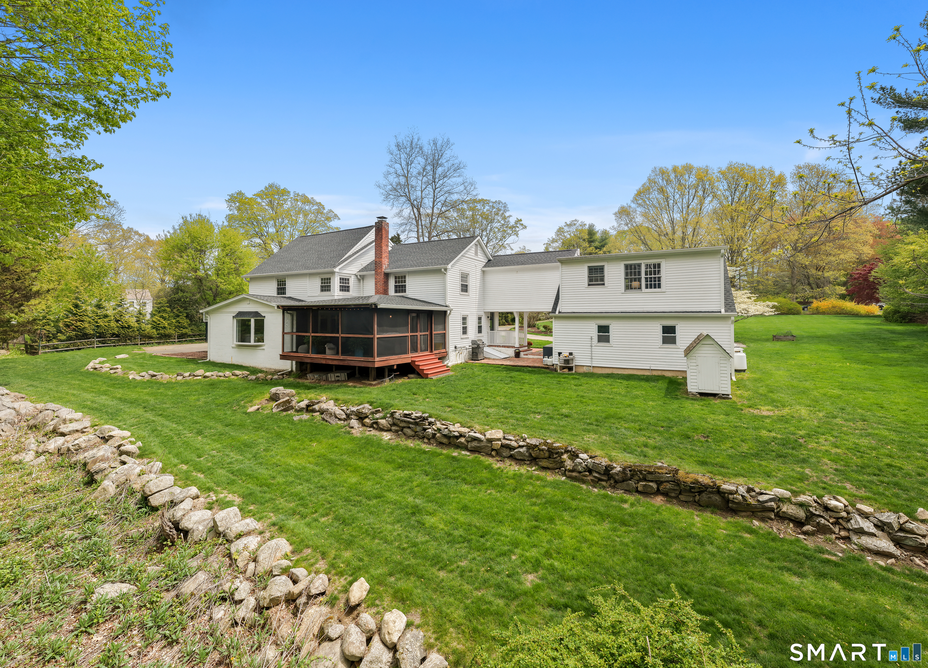 4 Wake Robin Road
