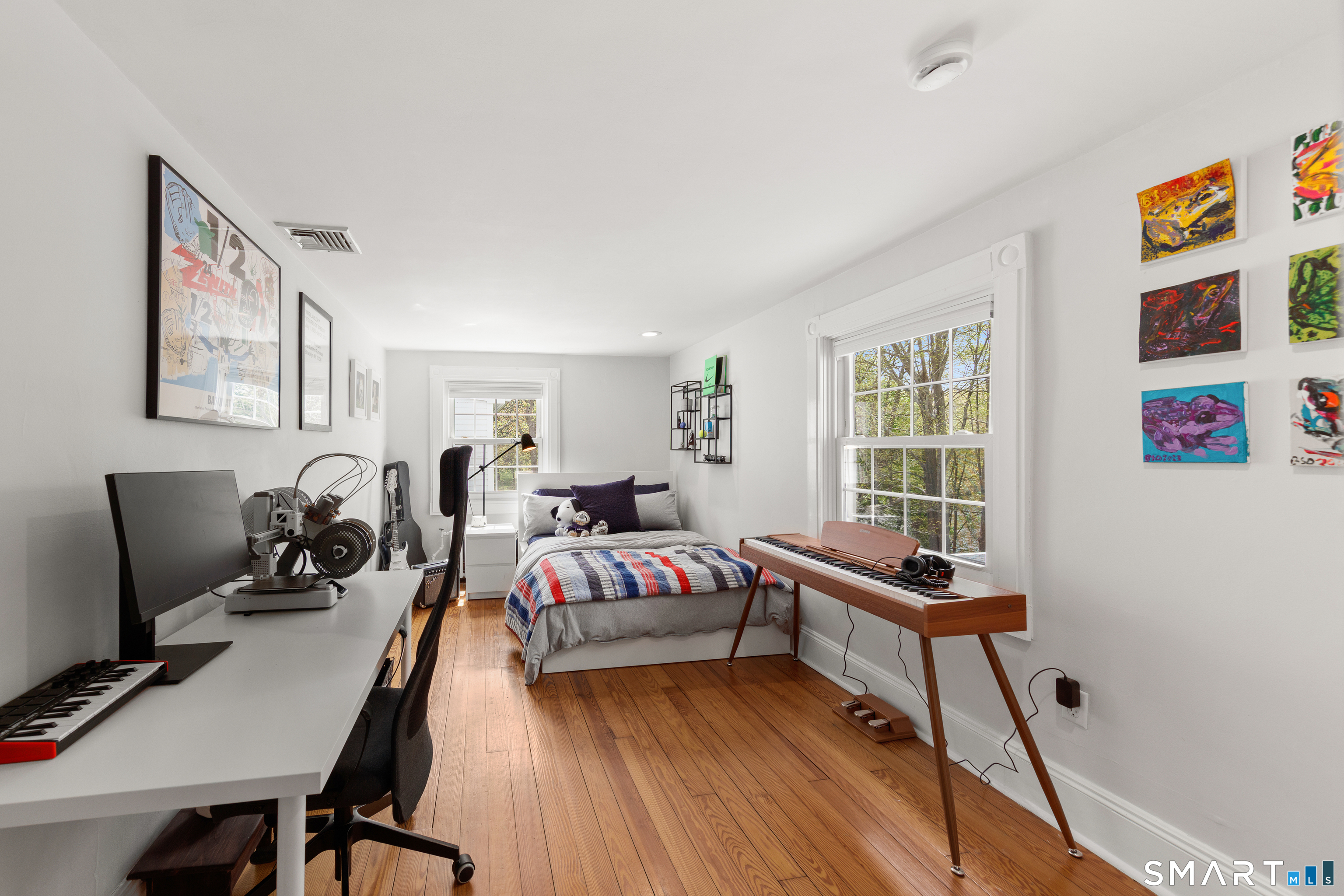 4 Wake Robin Road