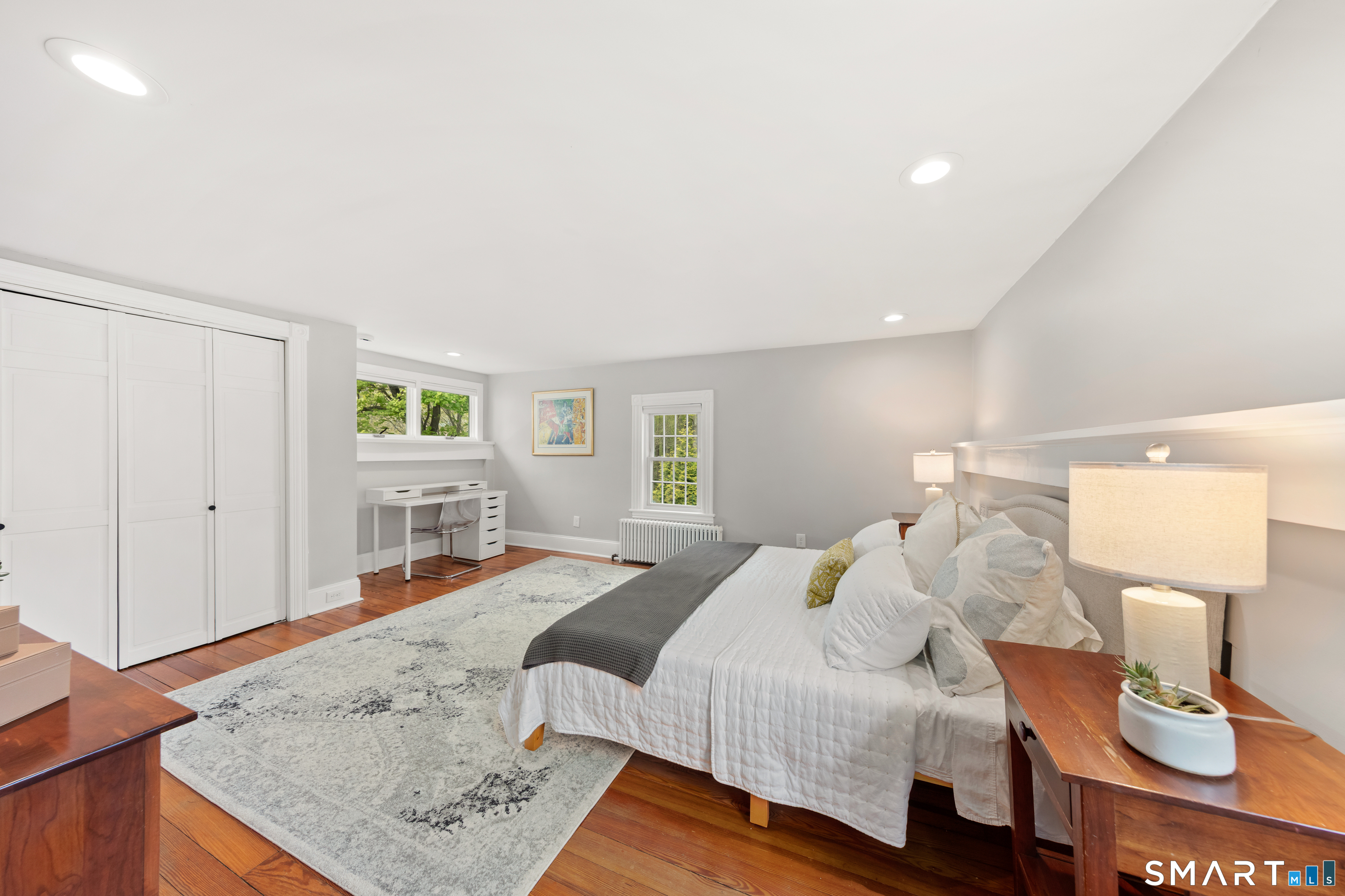 4 Wake Robin Road