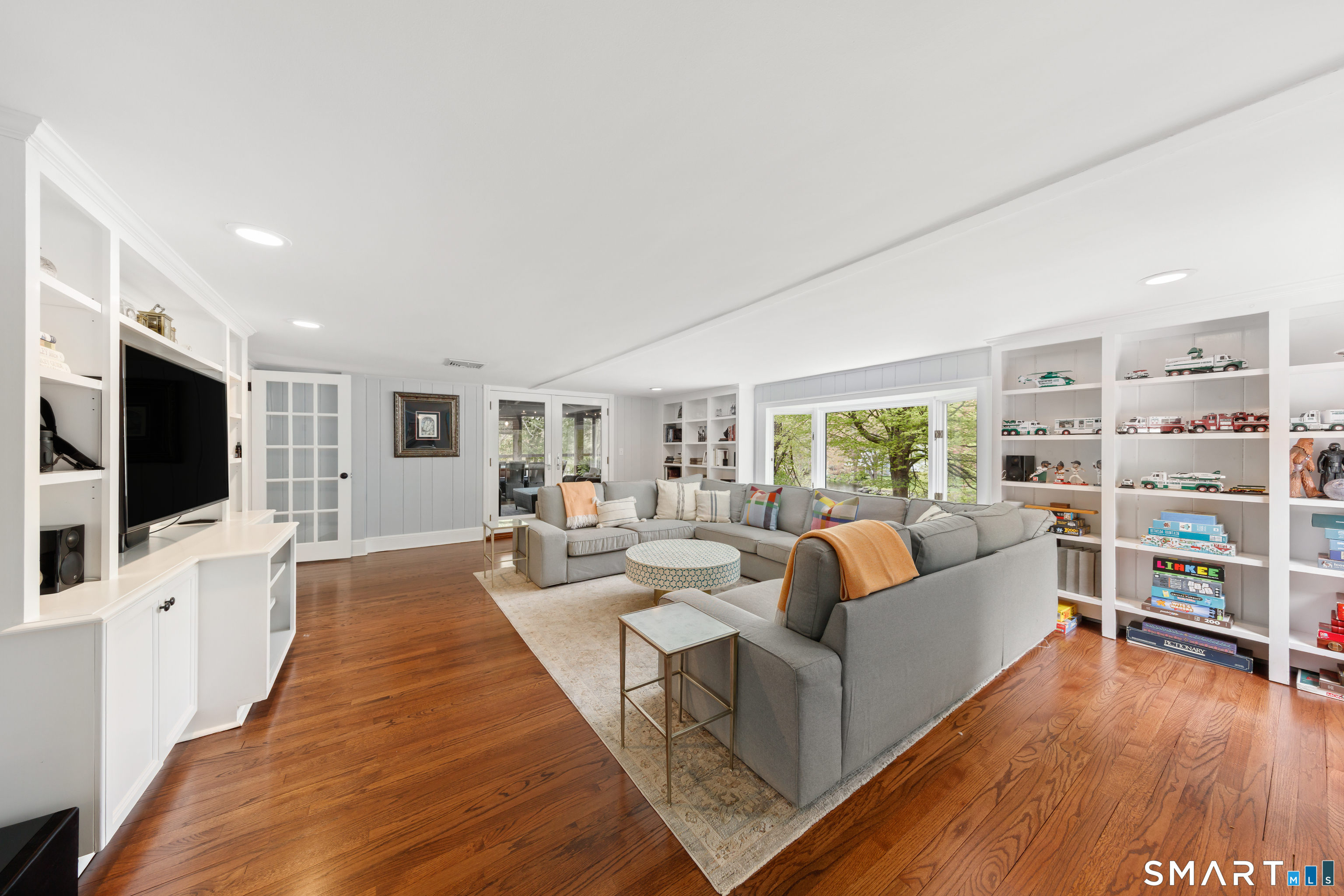 4 Wake Robin Road