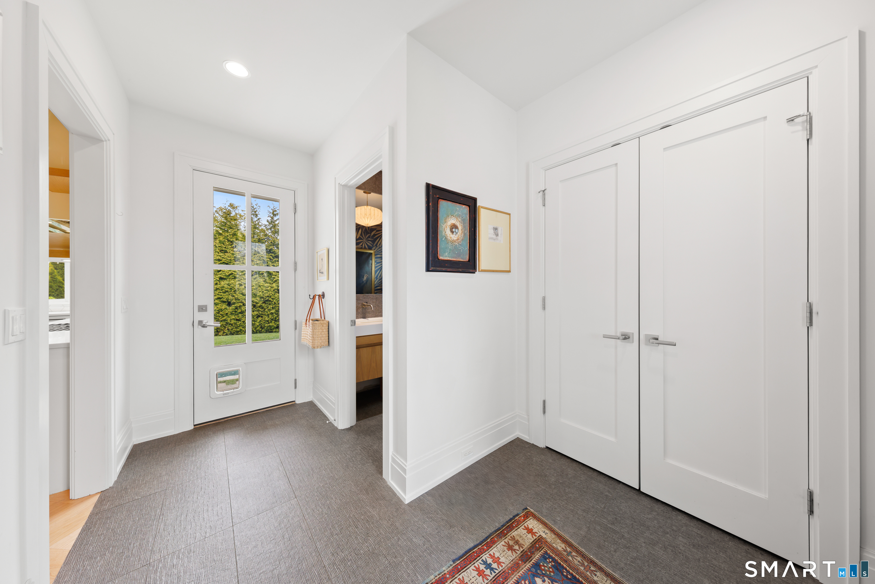15 Roosevelt Road