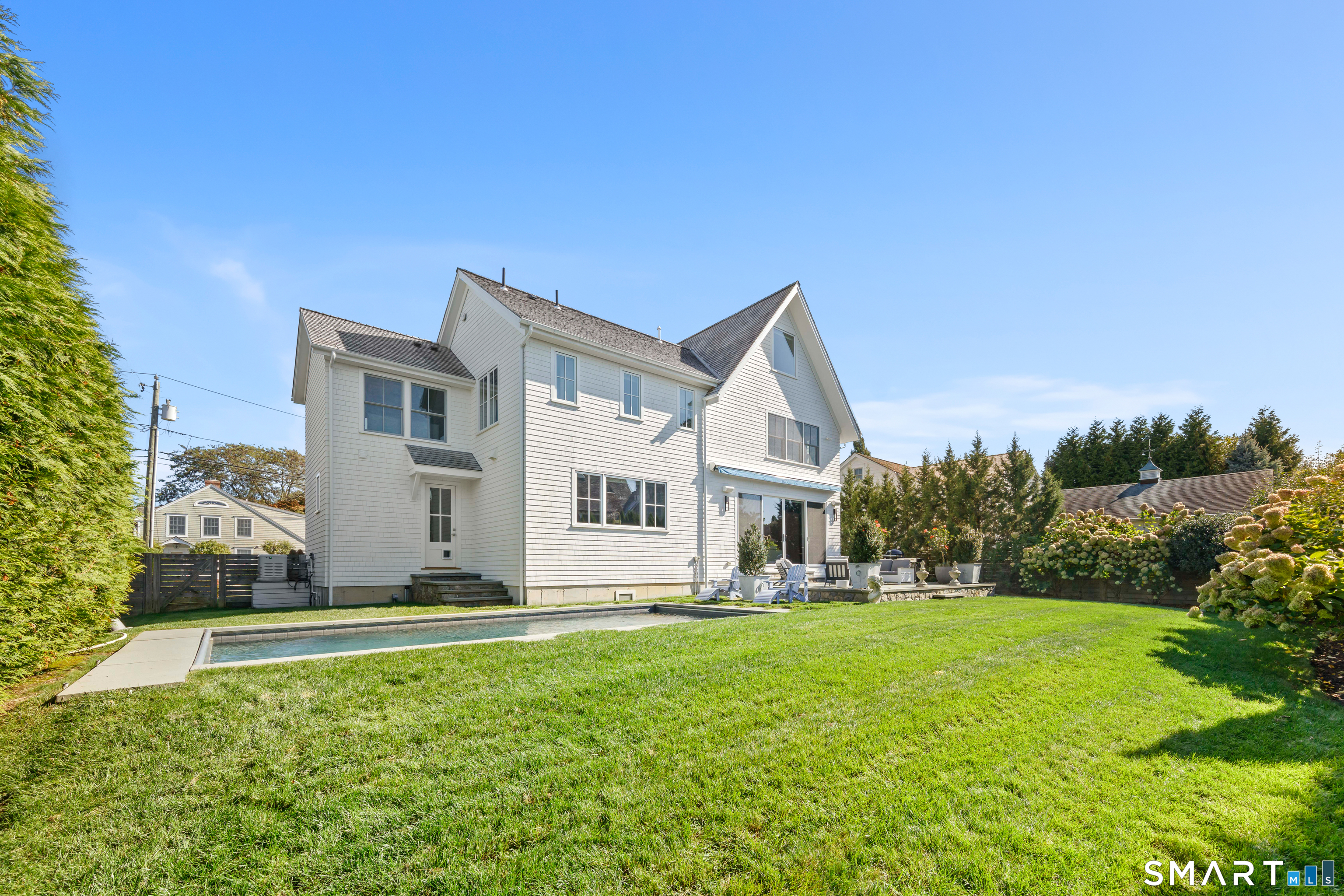 15 Roosevelt Road