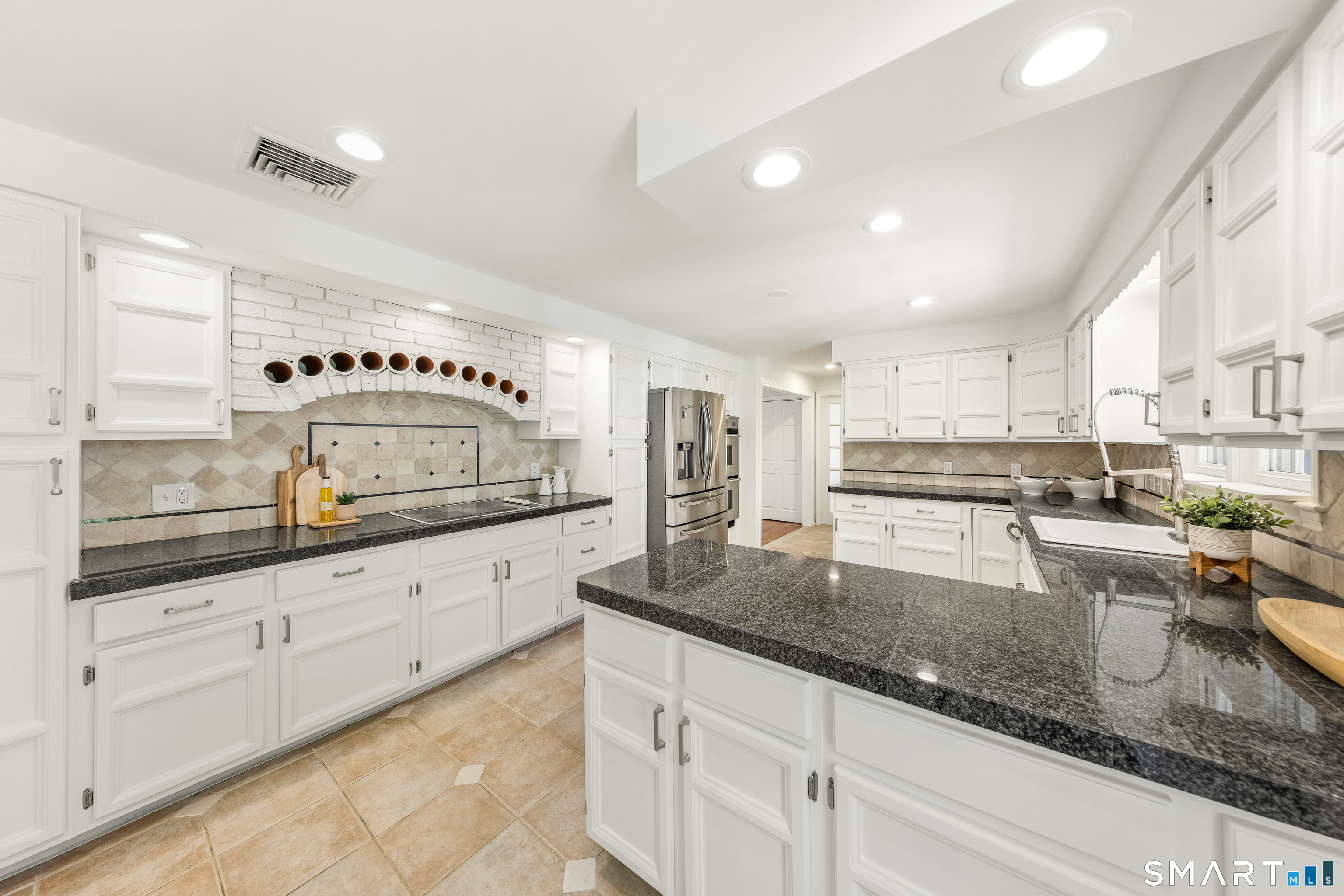 52 Meadow View Drive