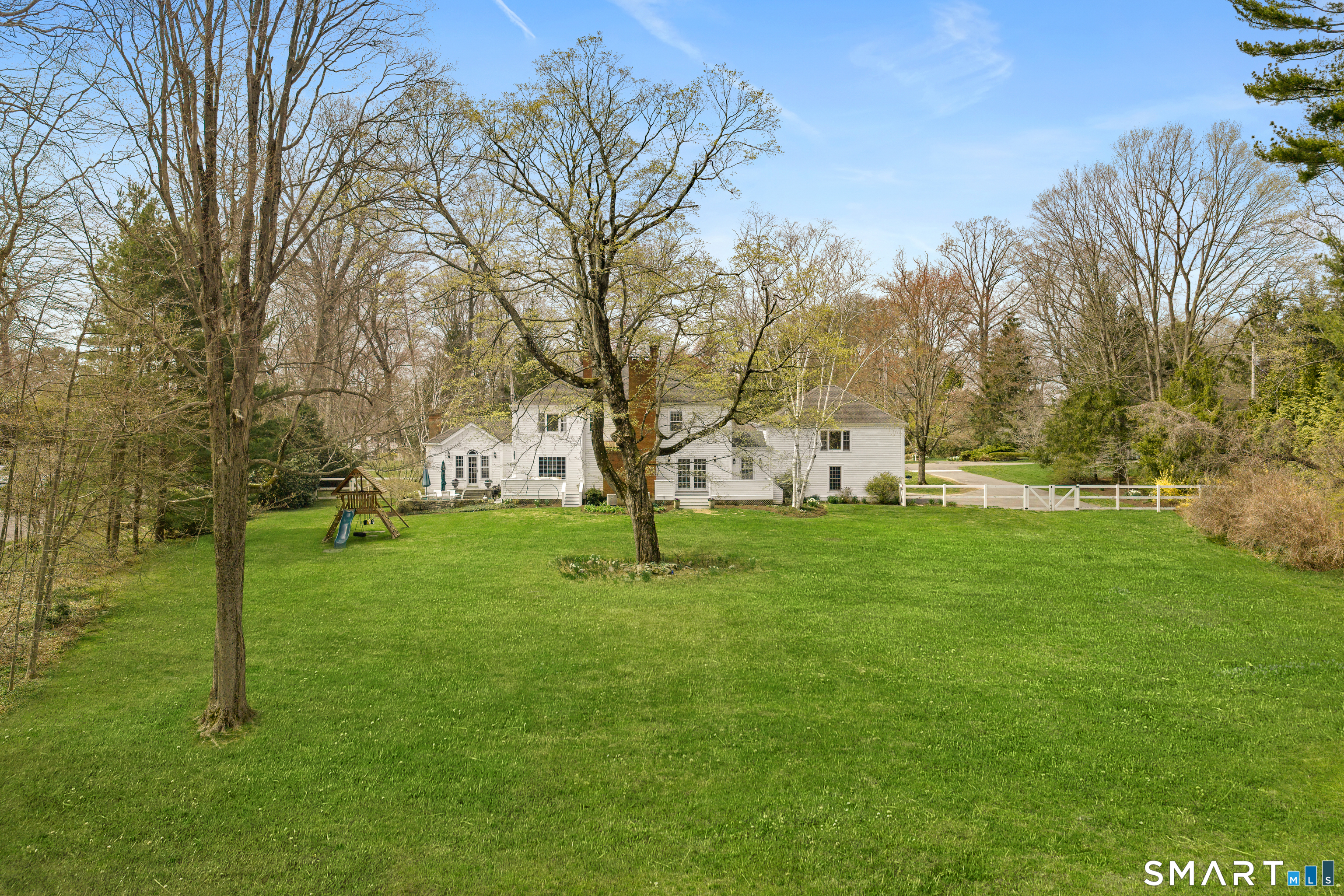 3050 Bronson Road