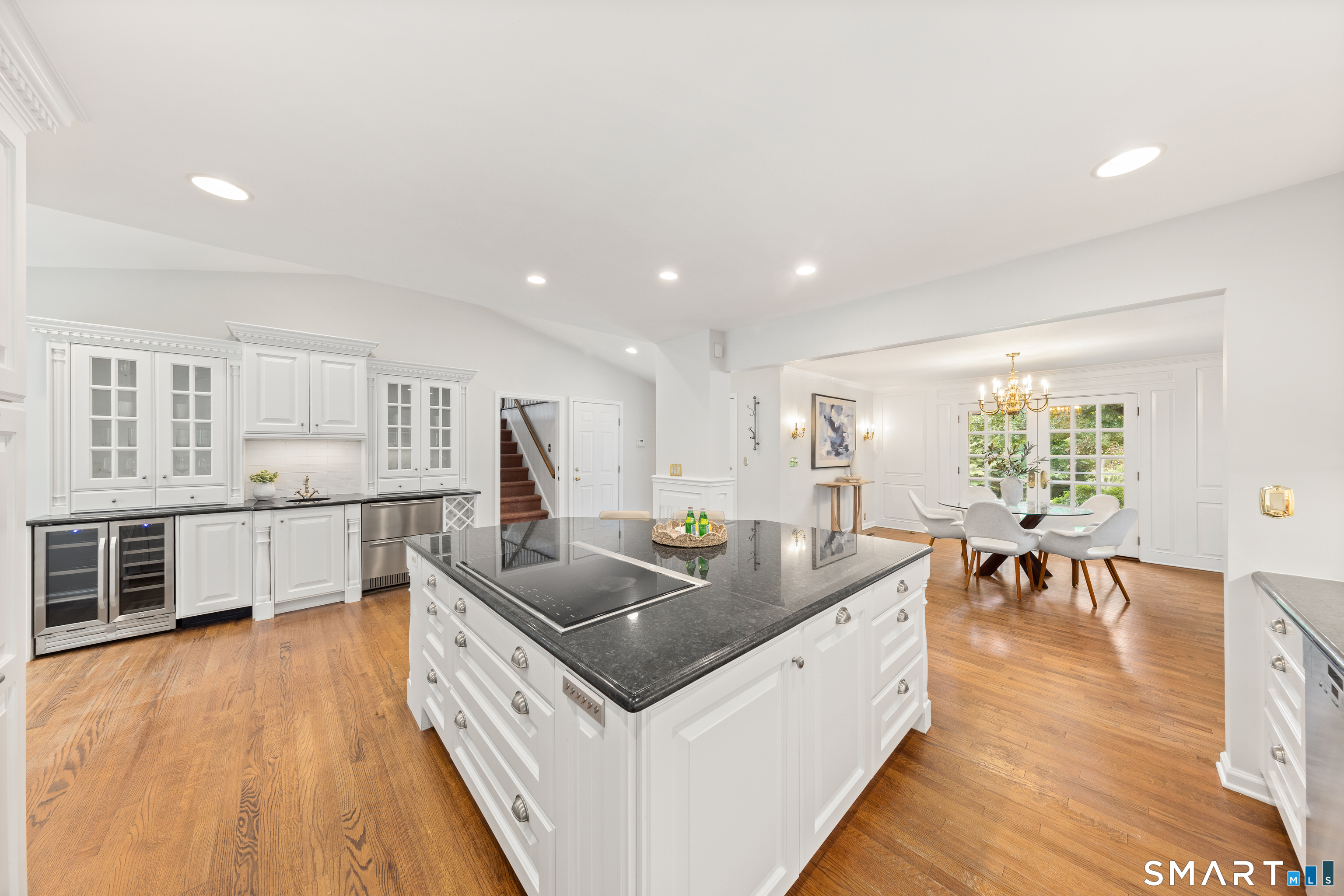 3050 Bronson Road