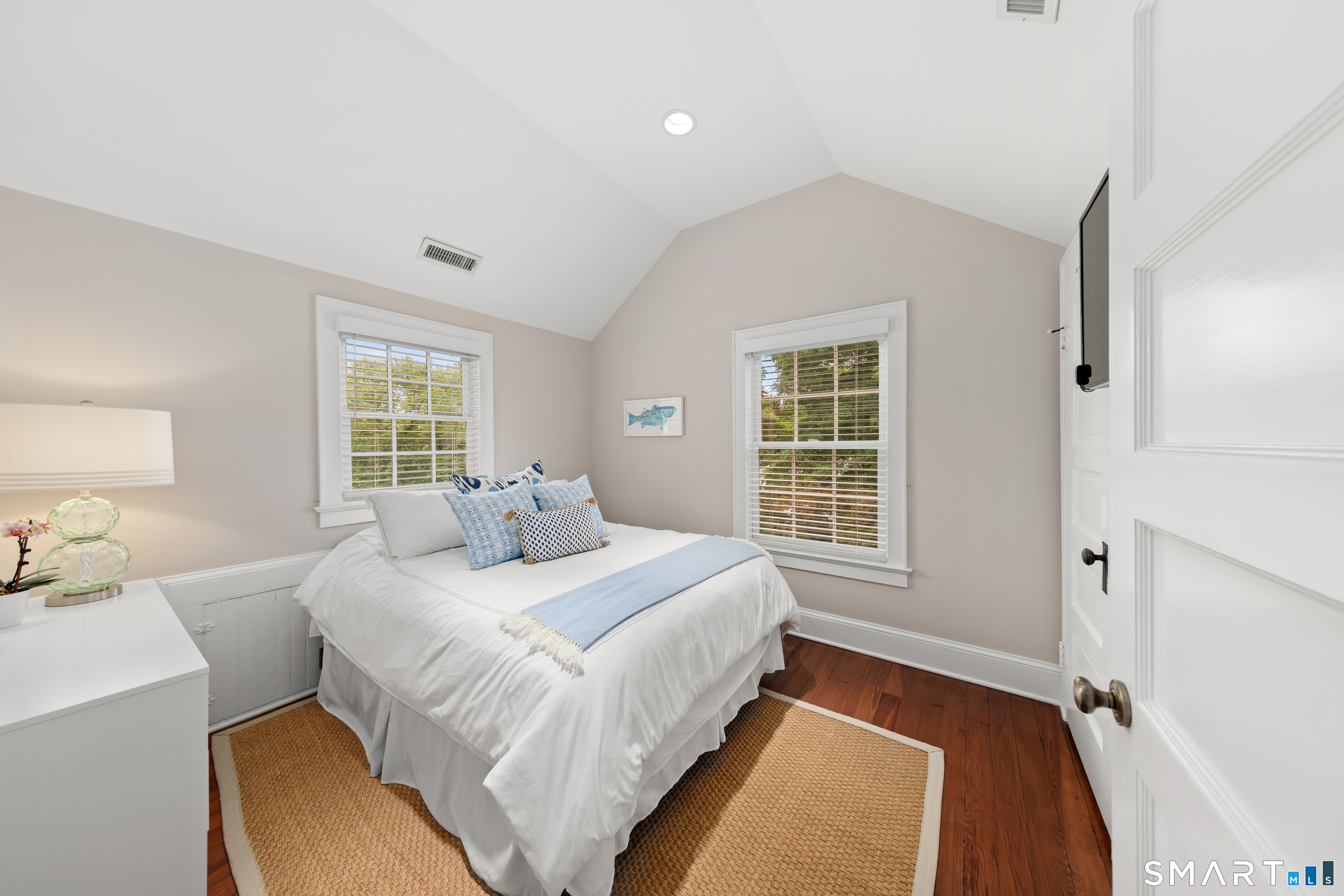 2444 Bronson Road