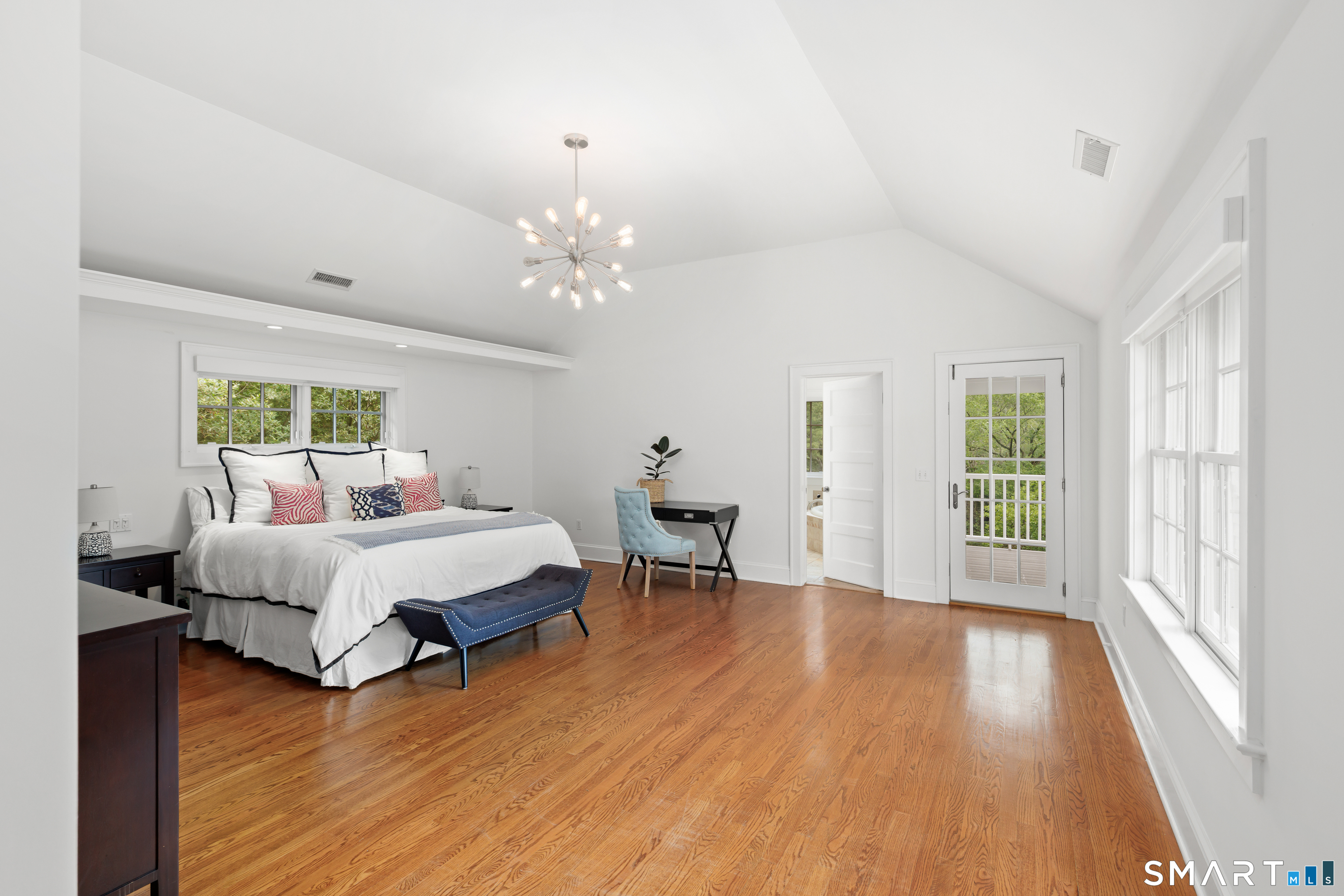 2444 Bronson Road