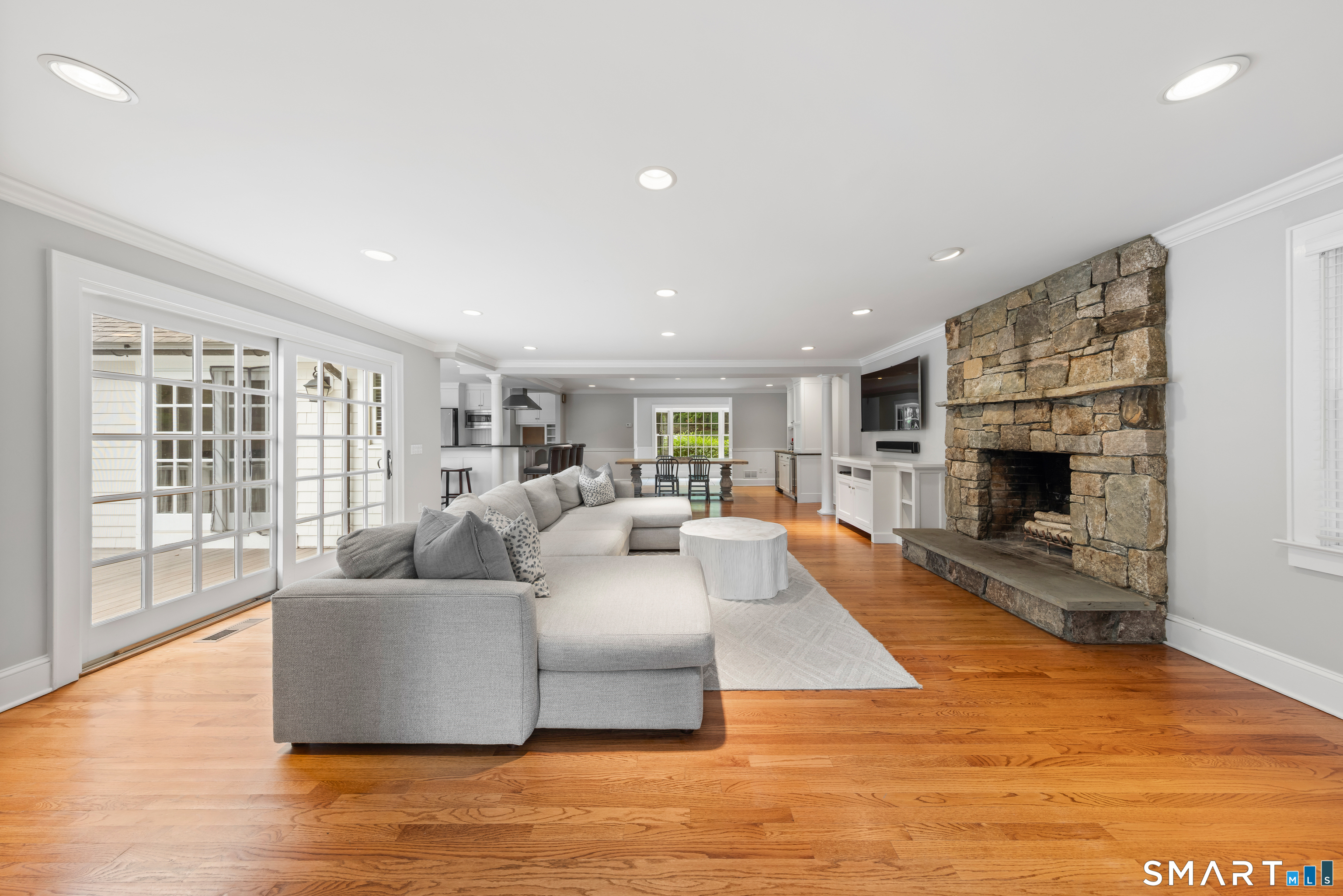 2444 Bronson Road