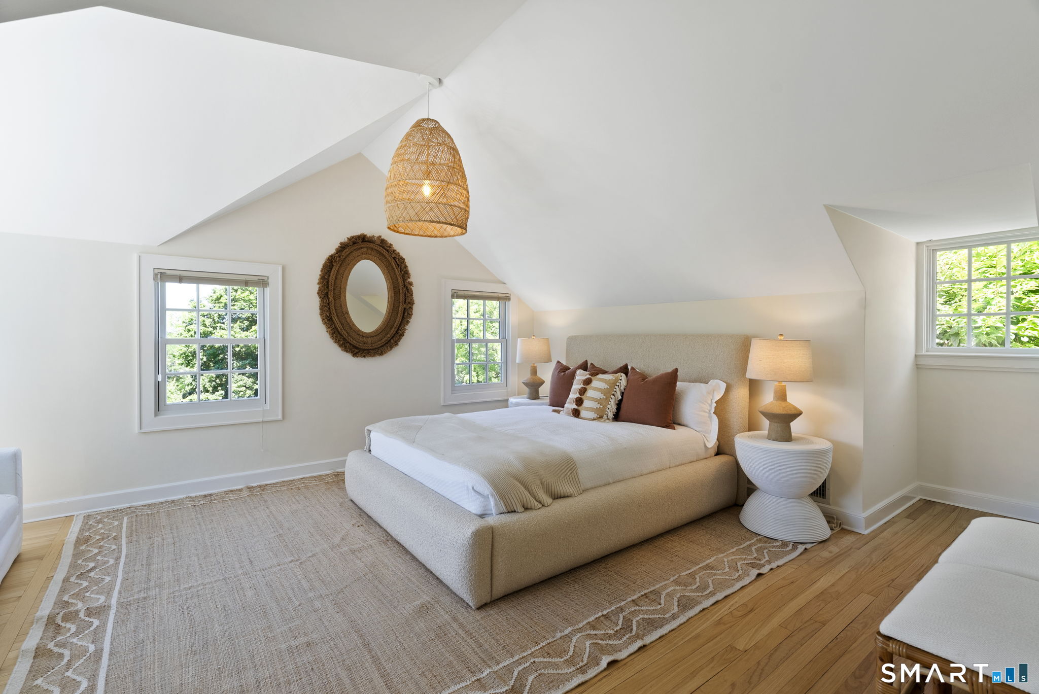 6 Clapboard Hill Road