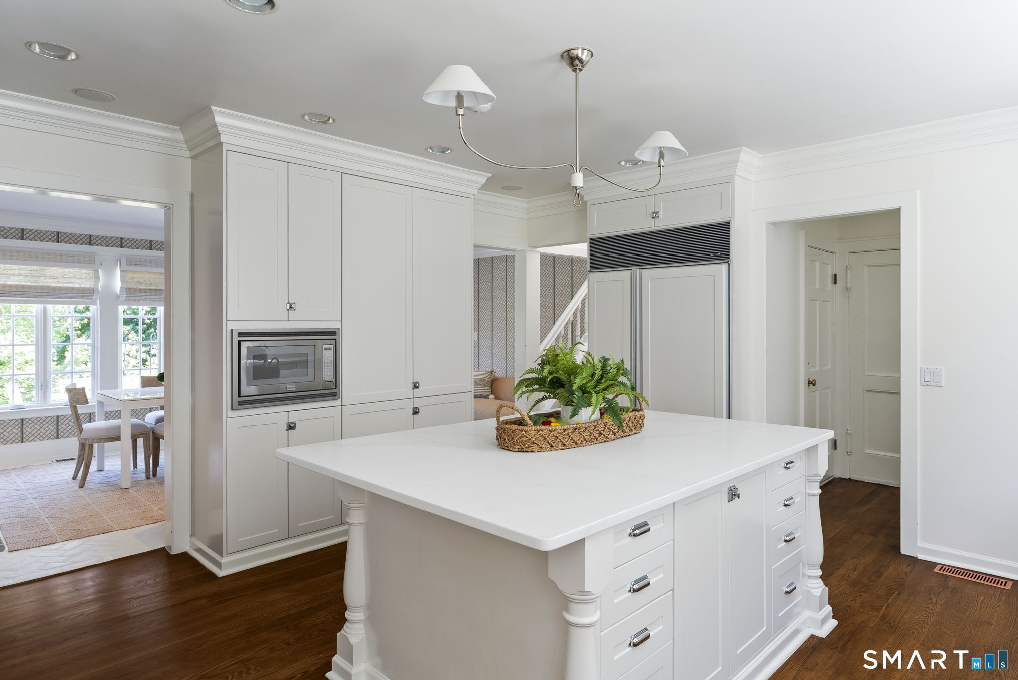 6 Clapboard Hill Road