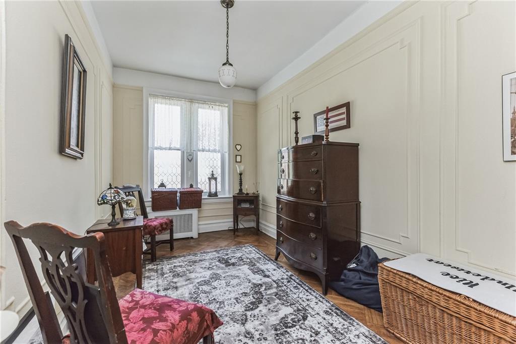 1561 East 31st Street