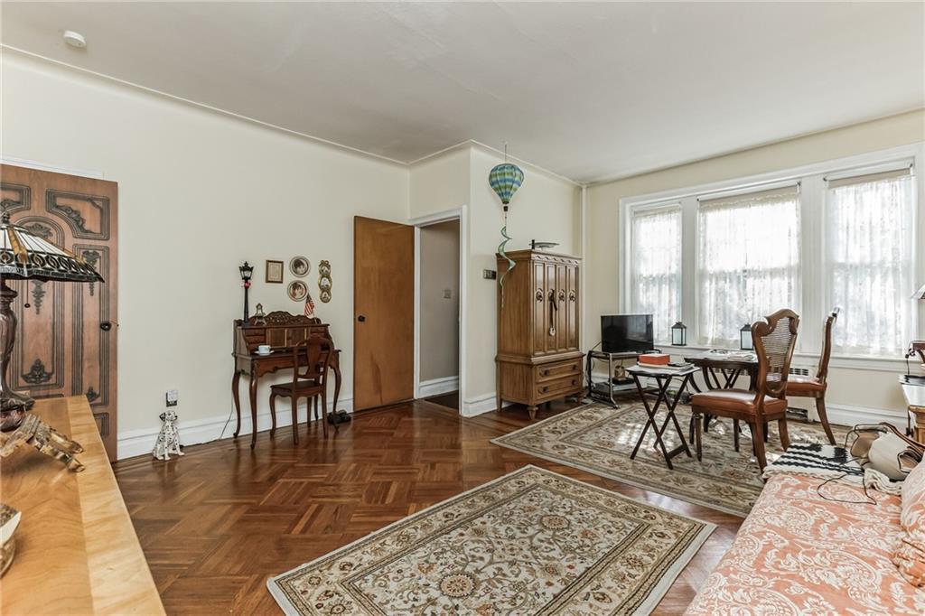 1561 East 31st Street