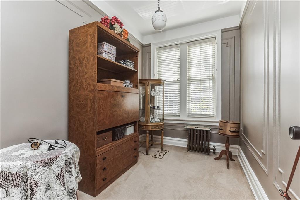 1561 East 31st Street