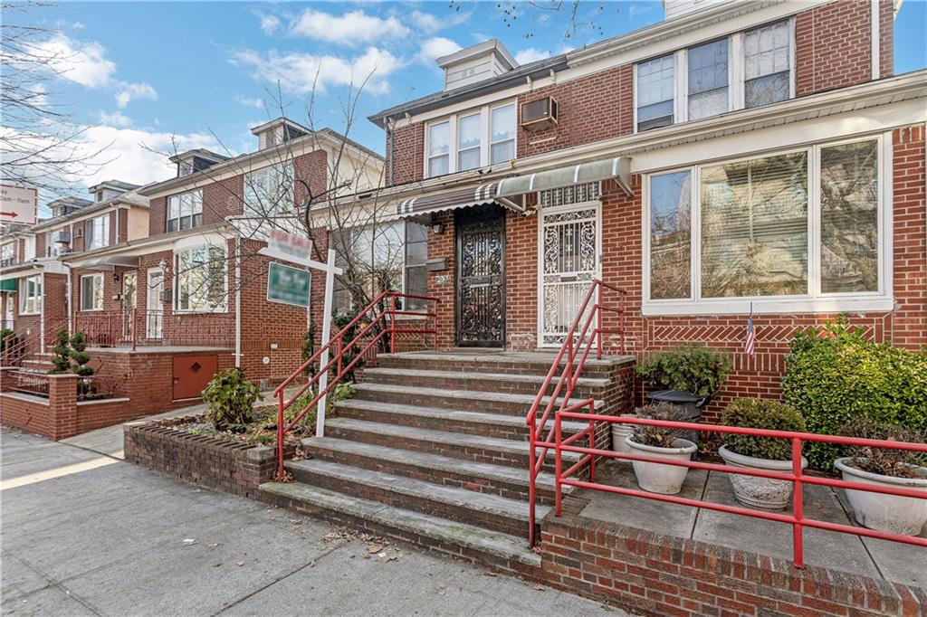 2234 62nd Street