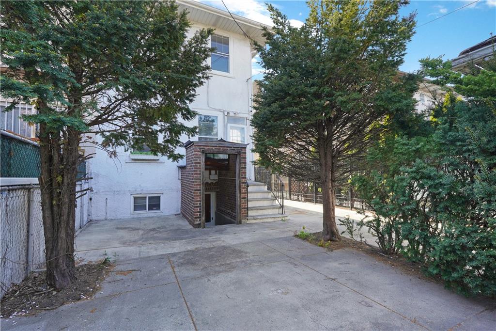1753 West 11th Street