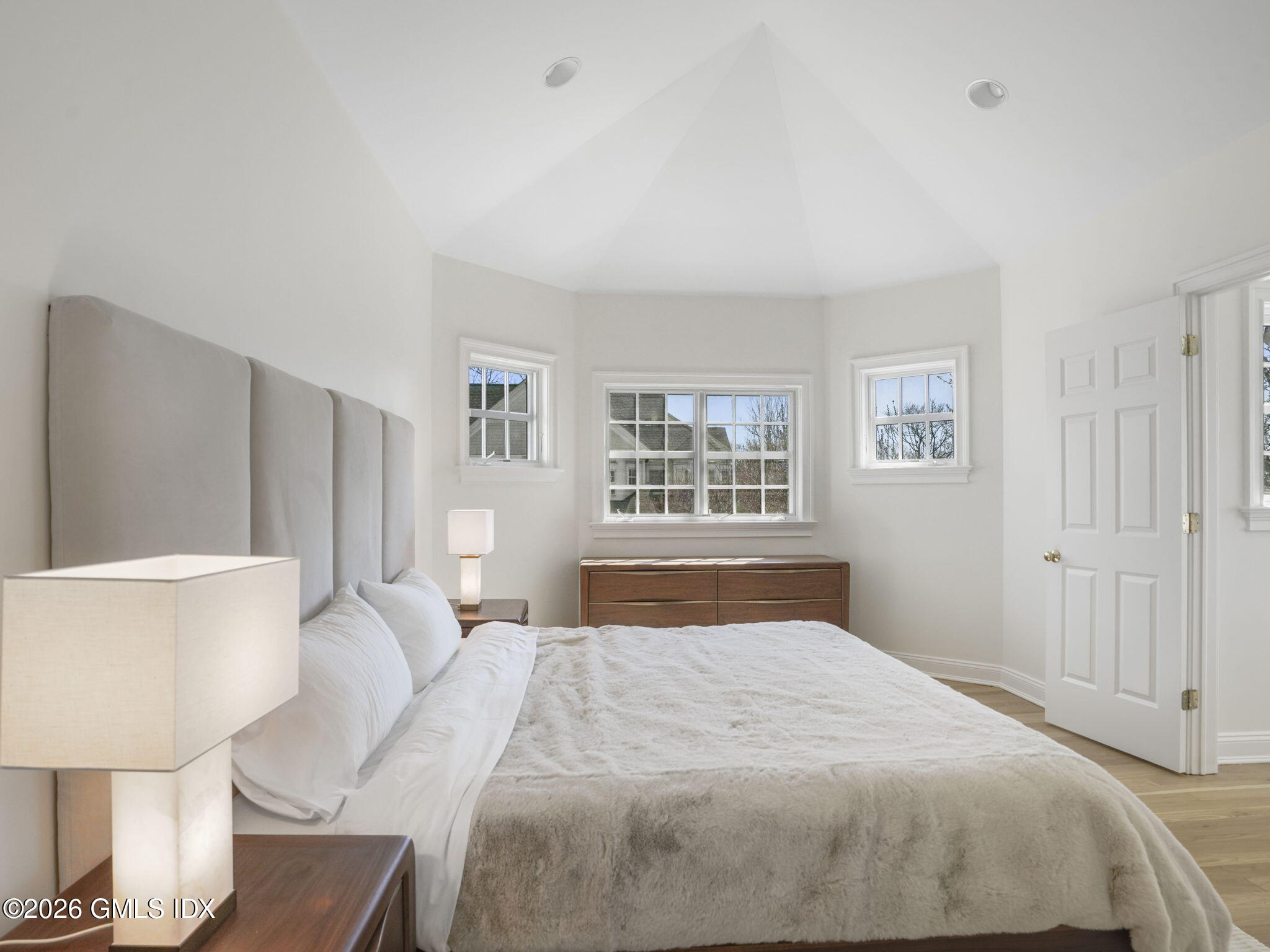 147 Holly Hill Lane 10