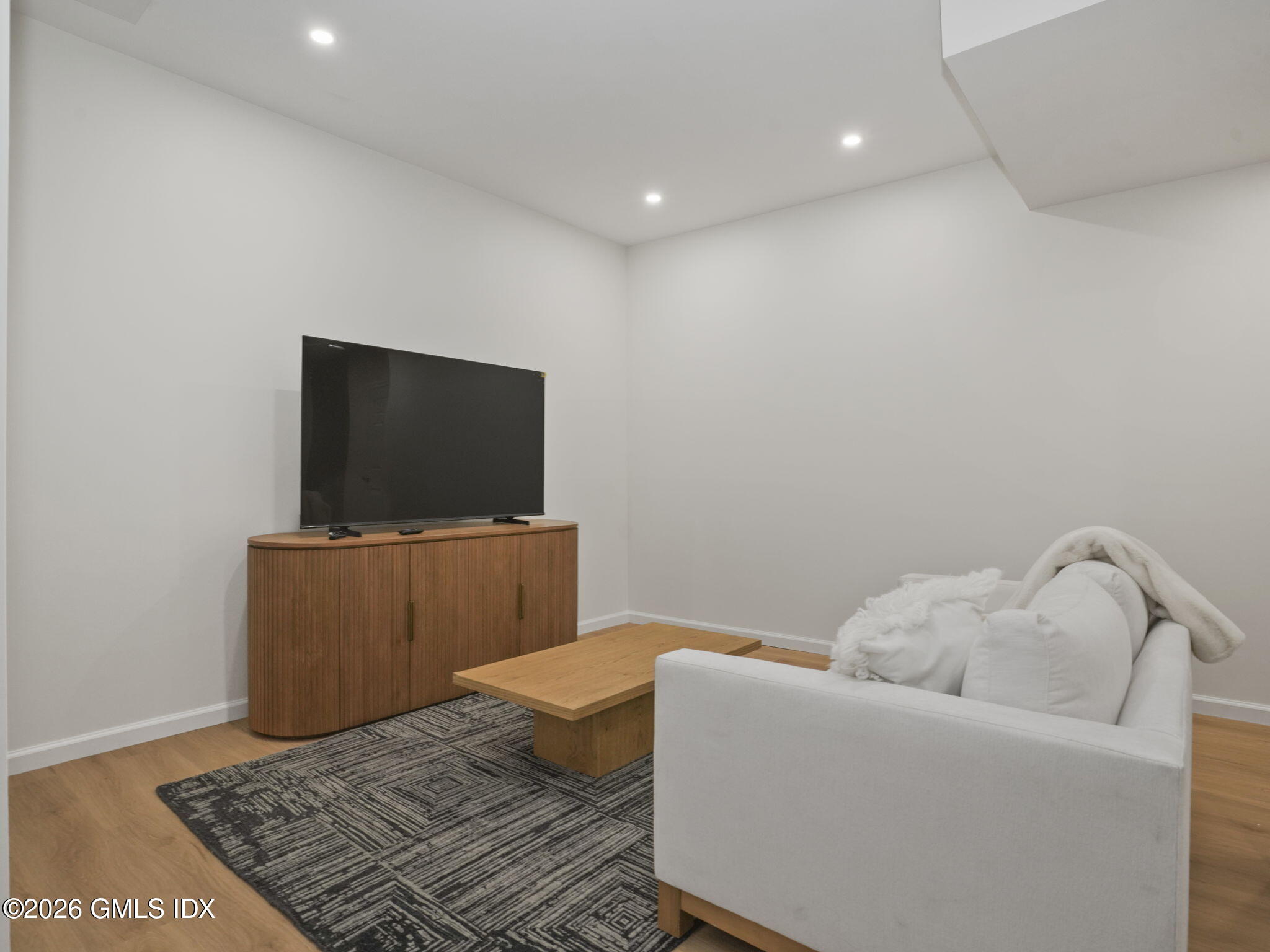 147 Holly Hill Lane 10
