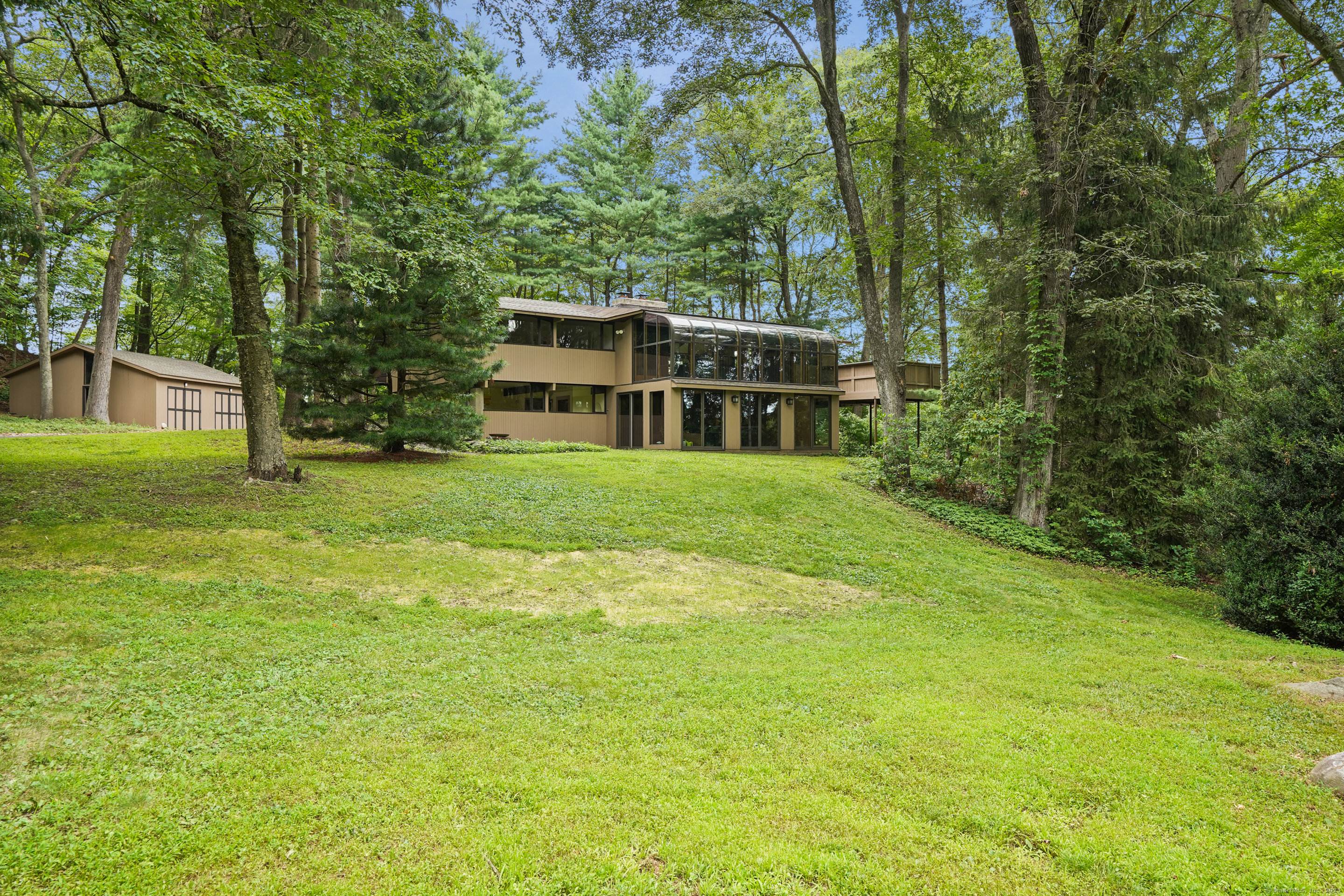 12 Mountain Road