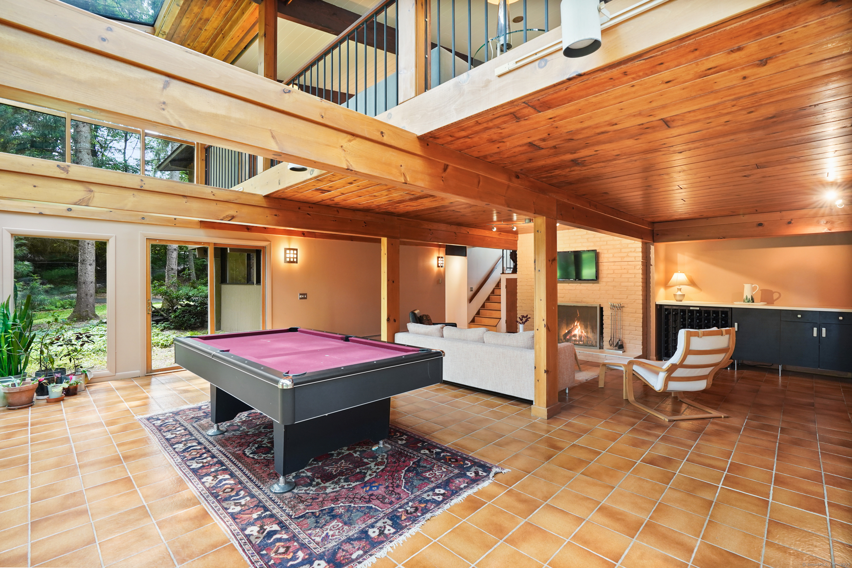 12 Mountain Road