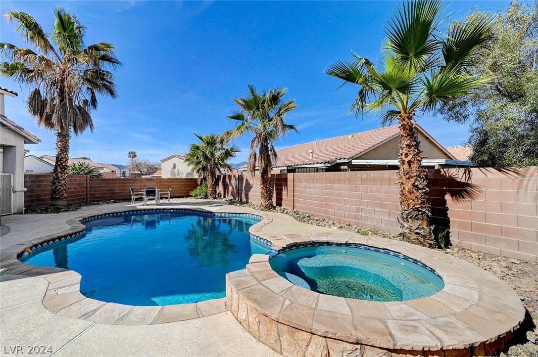 917 Oak Island Drive