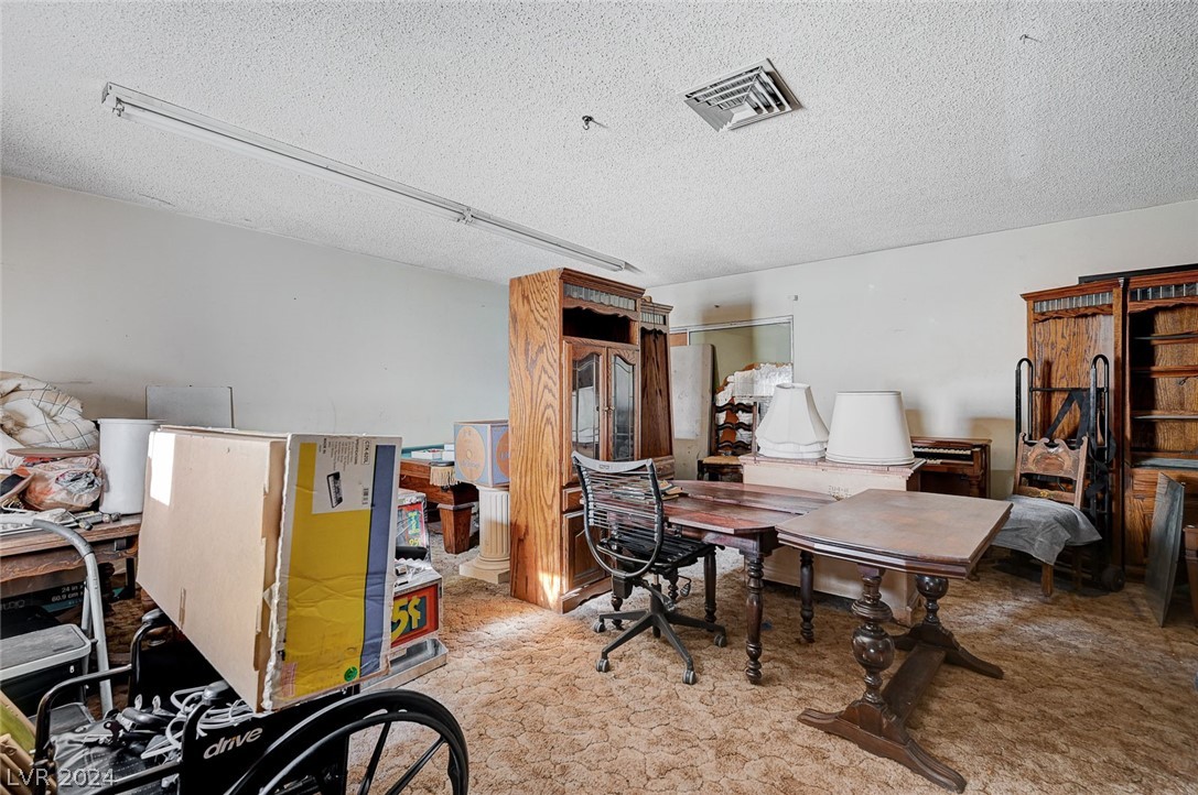 4711 East Flamingo Road